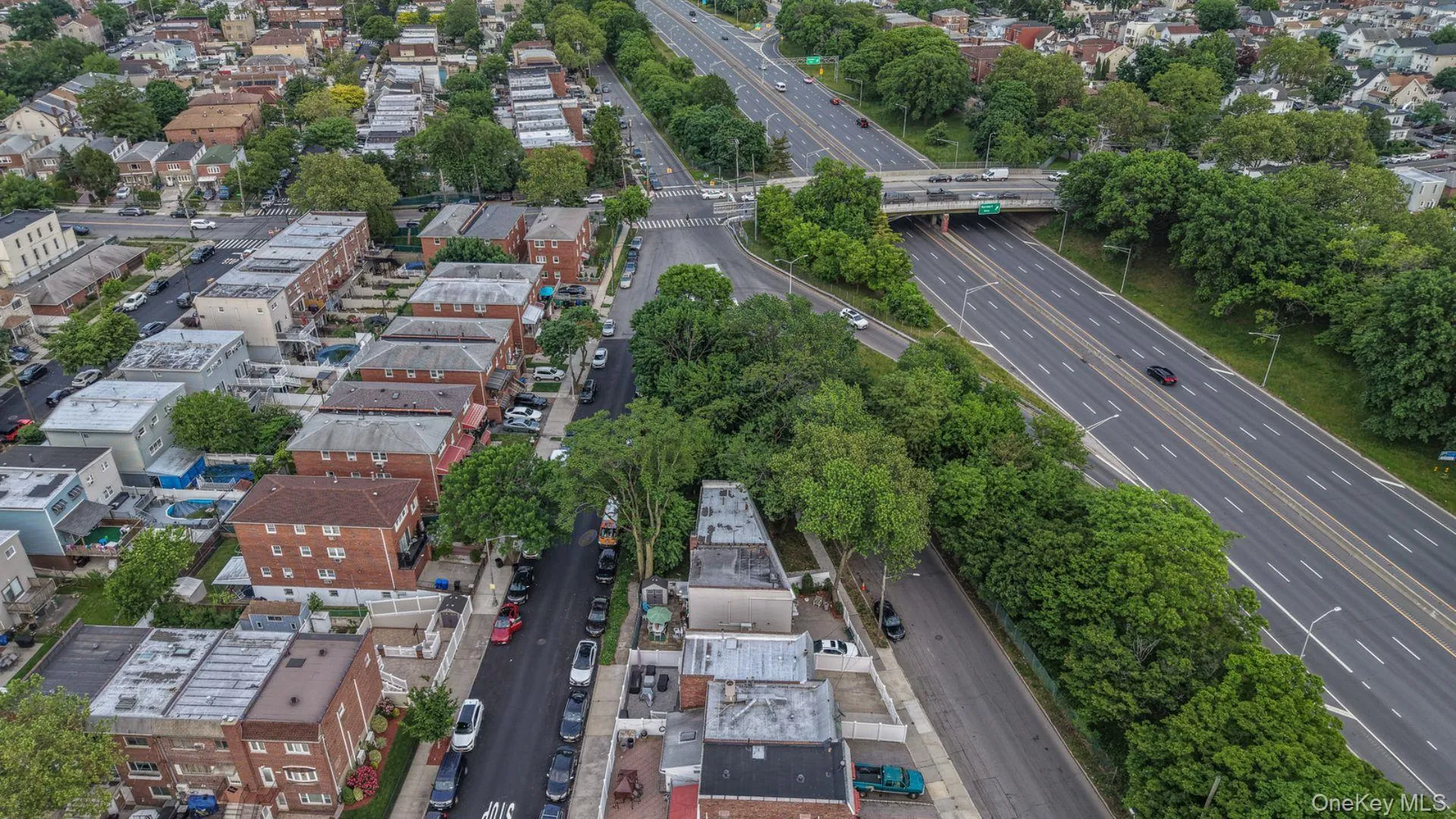 918 Throgs Neck Expwy, New York, NY, 3 Bedrooms Bedrooms, 6 Rooms Rooms,2 BathroomsBathrooms,Residential,For Rent,Throgs Neck Expwy,0,1040628 918 Throgs Neck Expwy, New York, NY, 3 Bedrooms Bedrooms, 6 Rooms Rooms,2 BathroomsBathrooms,Residential,For Rent,Throgs Neck Expwy,0,1040628