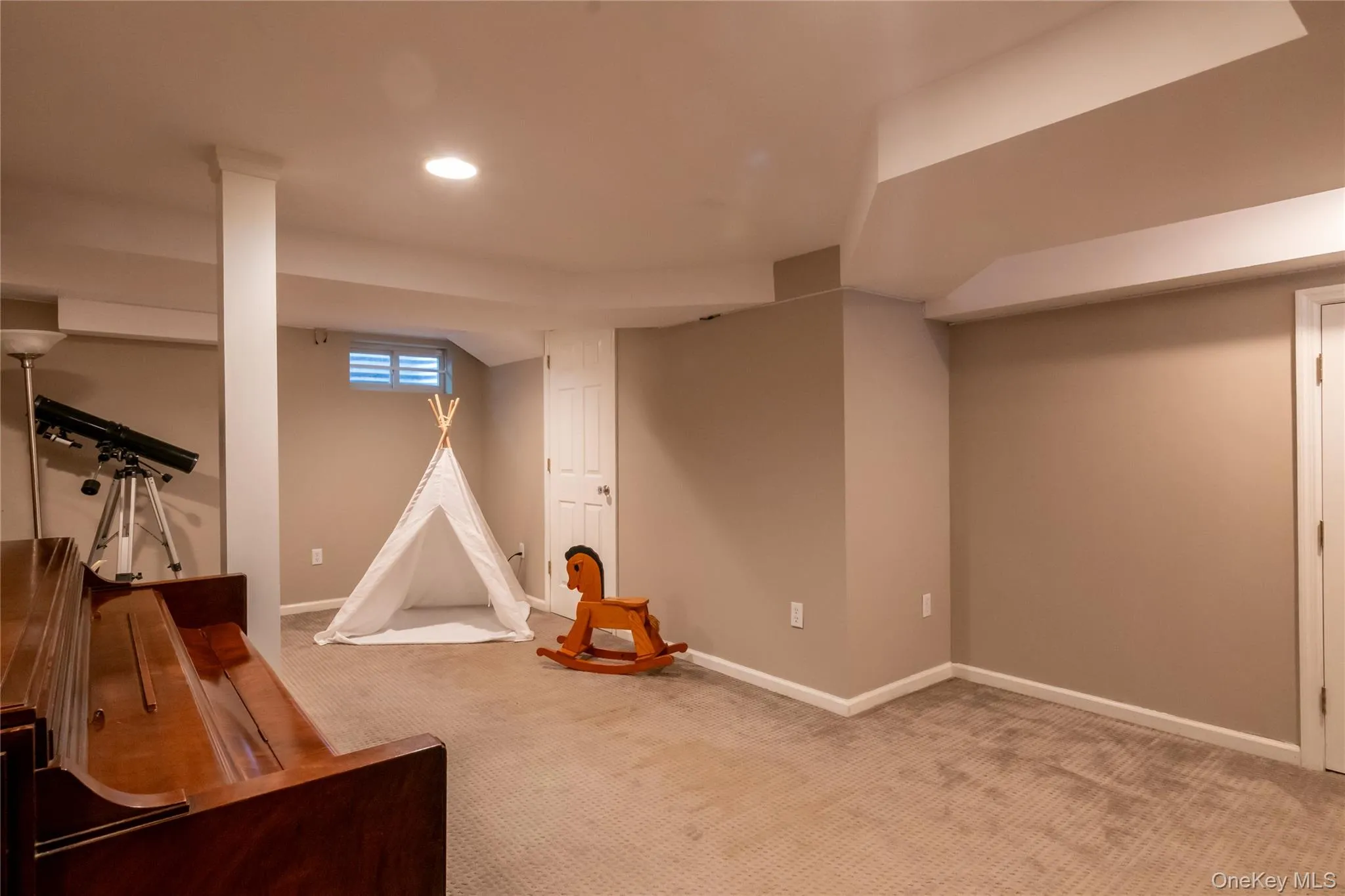 35 Marcourt Drive, New Castle, NY, 3 Bedrooms Bedrooms, 8 Rooms Rooms,3 BathroomsBathrooms,Residential,For Rent,Marcourt,0,1040629 35 Marcourt Drive, New Castle, NY, 3 Bedrooms Bedrooms, 8 Rooms Rooms,3 BathroomsBathrooms,Residential,For Rent,Marcourt,0,1040629