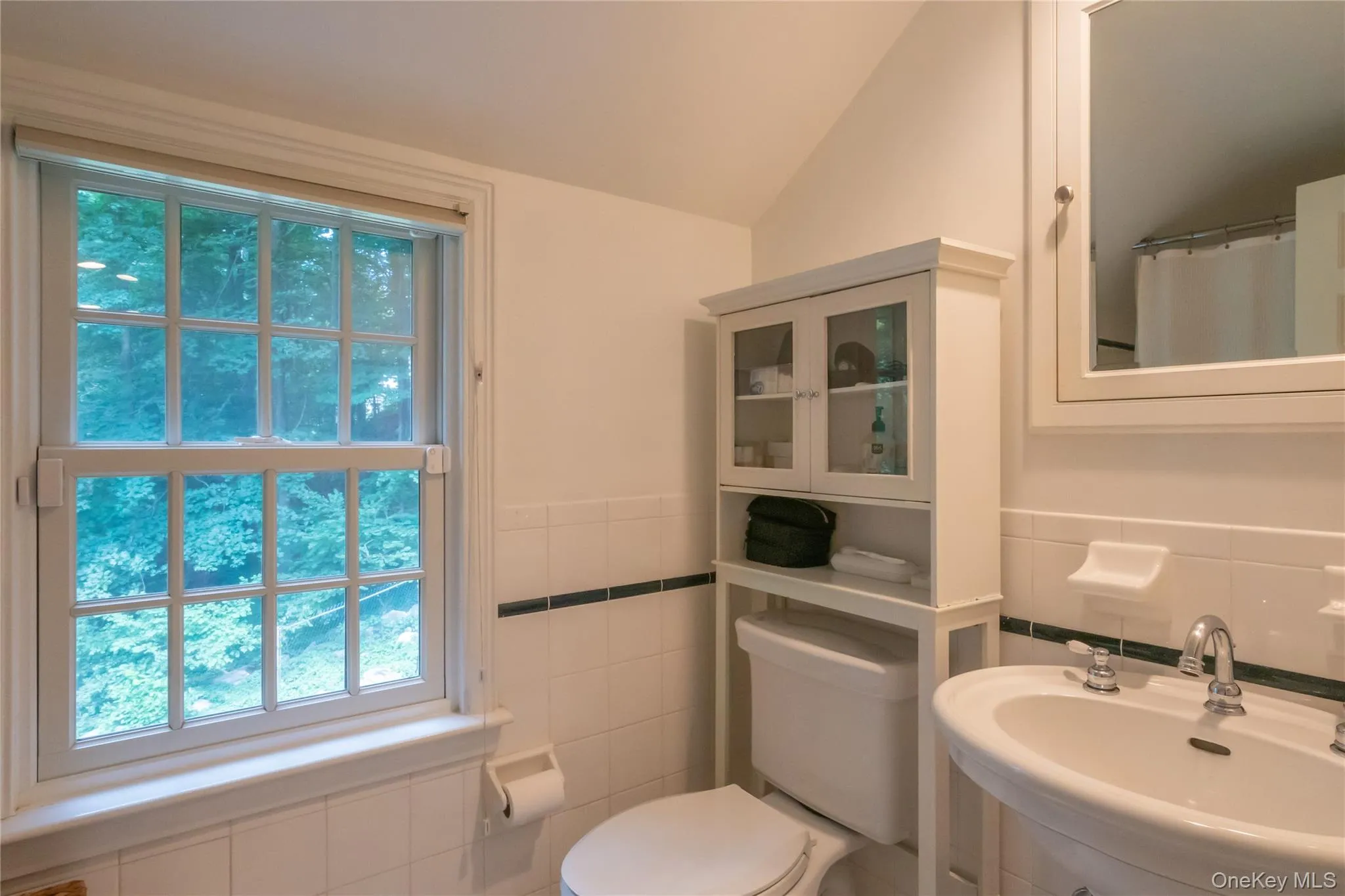 35 Marcourt Drive, New Castle, NY, 3 Bedrooms Bedrooms, 8 Rooms Rooms,3 BathroomsBathrooms,Residential,For Rent,Marcourt,0,1040629 35 Marcourt Drive, New Castle, NY, 3 Bedrooms Bedrooms, 8 Rooms Rooms,3 BathroomsBathrooms,Residential,For Rent,Marcourt,0,1040629