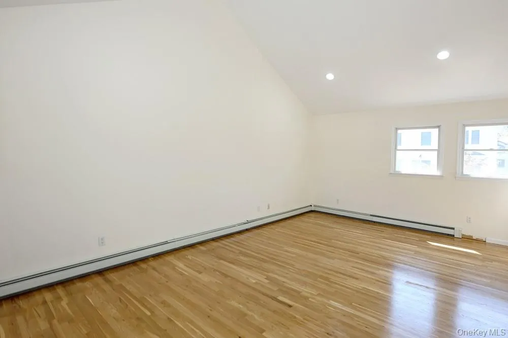 23 Garden Drive, North Hempstead, NY, 4 Bedrooms Bedrooms, 8 Rooms Rooms,2 BathroomsBathrooms,Residential,For Rent,Garden,0,1040632 23 Garden Drive, North Hempstead, NY, 4 Bedrooms Bedrooms, 8 Rooms Rooms,2 BathroomsBathrooms,Residential,For Rent,Garden,0,1040632