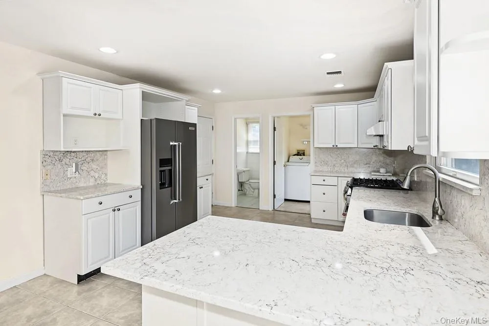 23 Garden Drive, North Hempstead, NY, 4 Bedrooms Bedrooms, 8 Rooms Rooms,2 BathroomsBathrooms,Residential,For Rent,Garden,0,1040632 23 Garden Drive, North Hempstead, NY, 4 Bedrooms Bedrooms, 8 Rooms Rooms,2 BathroomsBathrooms,Residential,For Rent,Garden,0,1040632