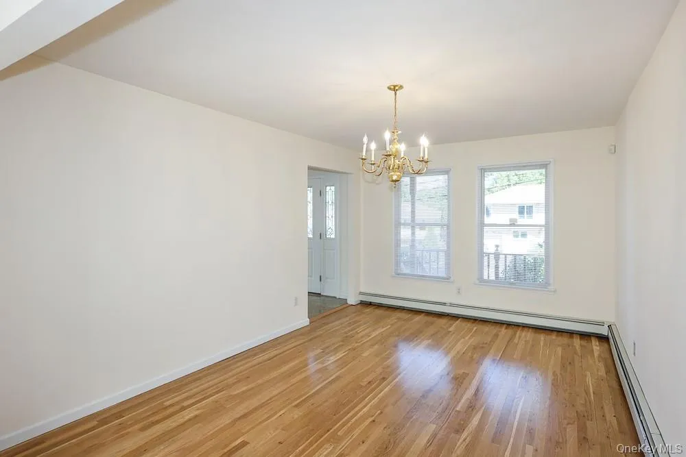 23 Garden Drive, North Hempstead, NY, 4 Bedrooms Bedrooms, 8 Rooms Rooms,2 BathroomsBathrooms,Residential,For Rent,Garden,0,1040632 23 Garden Drive, North Hempstead, NY, 4 Bedrooms Bedrooms, 8 Rooms Rooms,2 BathroomsBathrooms,Residential,For Rent,Garden,0,1040632