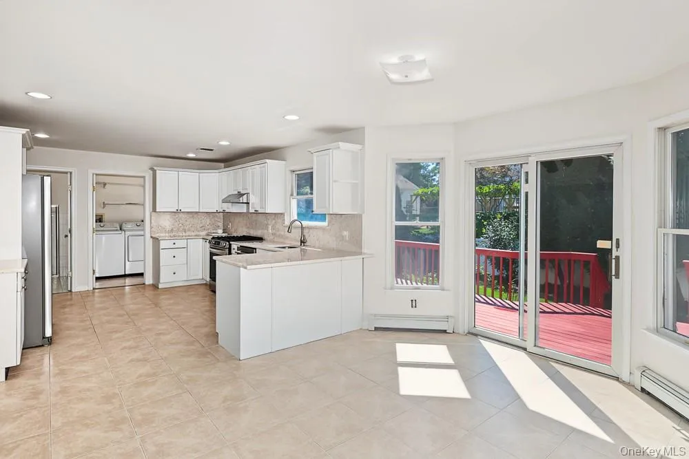23 Garden Drive, North Hempstead, NY, 4 Bedrooms Bedrooms, 8 Rooms Rooms,2 BathroomsBathrooms,Residential,For Rent,Garden,0,1040632 23 Garden Drive, North Hempstead, NY, 4 Bedrooms Bedrooms, 8 Rooms Rooms,2 BathroomsBathrooms,Residential,For Rent,Garden,0,1040632