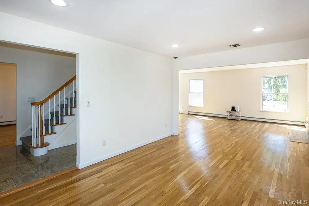 23 Garden Drive, North Hempstead, NY, 4 Bedrooms Bedrooms, 8 Rooms Rooms,2 BathroomsBathrooms,Residential,For Rent,Garden,0,1040632 23 Garden Drive, North Hempstead, NY, 4 Bedrooms Bedrooms, 8 Rooms Rooms,2 BathroomsBathrooms,Residential,For Rent,Garden,0,1040632