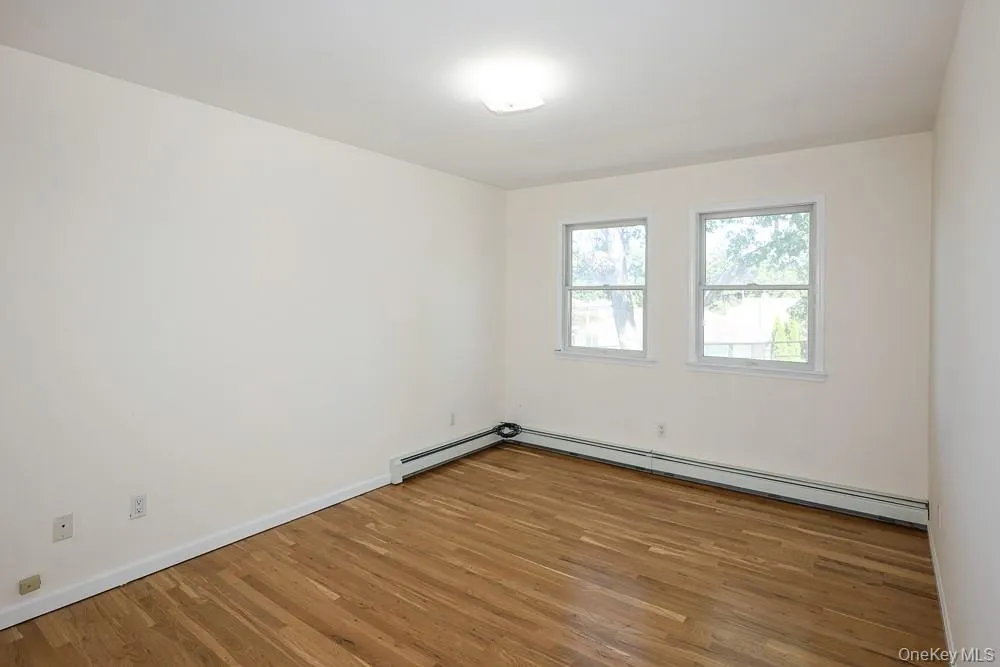 23 Garden Drive, North Hempstead, NY, 4 Bedrooms Bedrooms, 8 Rooms Rooms,2 BathroomsBathrooms,Residential,For Rent,Garden,0,1040632 23 Garden Drive, North Hempstead, NY, 4 Bedrooms Bedrooms, 8 Rooms Rooms,2 BathroomsBathrooms,Residential,For Rent,Garden,0,1040632