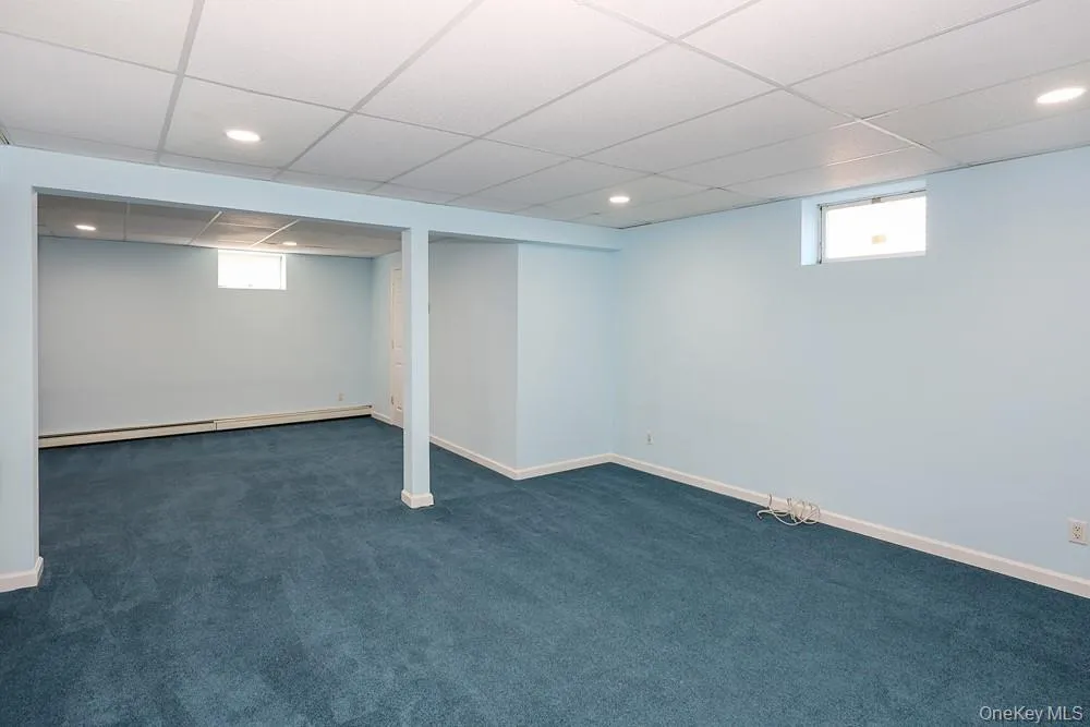23 Garden Drive, North Hempstead, NY, 4 Bedrooms Bedrooms, 8 Rooms Rooms,2 BathroomsBathrooms,Residential,For Rent,Garden,0,1040632 23 Garden Drive, North Hempstead, NY, 4 Bedrooms Bedrooms, 8 Rooms Rooms,2 BathroomsBathrooms,Residential,For Rent,Garden,0,1040632