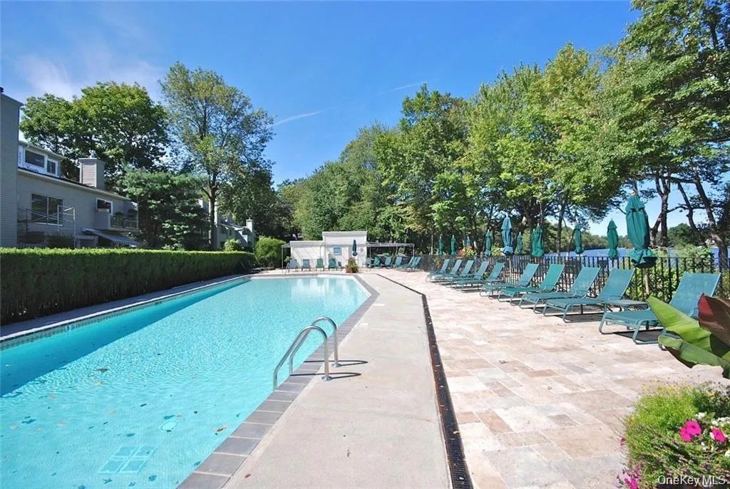 Community Pool Community Pool