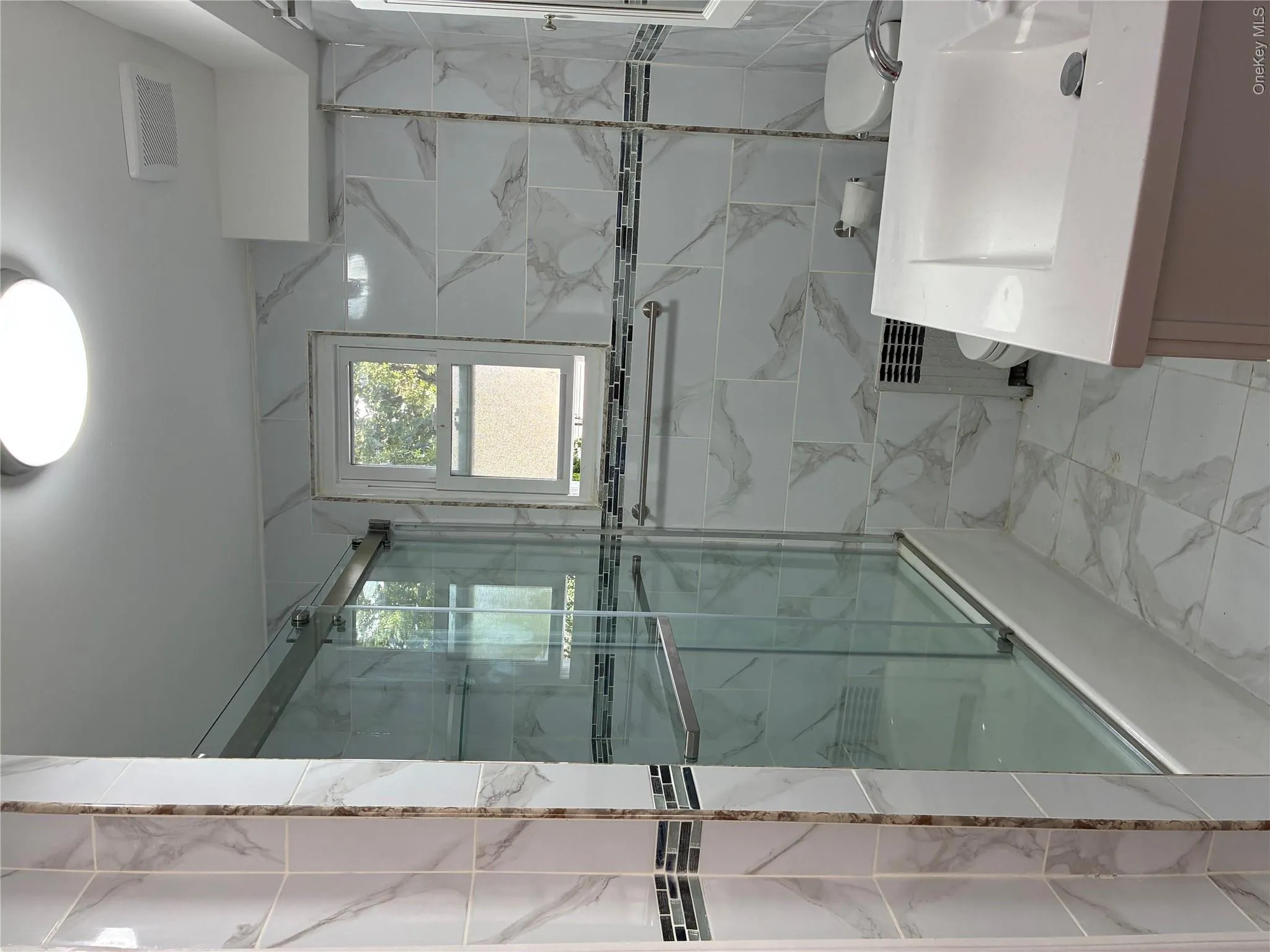 205-15 111TH AVE, New York, NY, 5 Bedrooms Bedrooms, 11 Rooms Rooms,2 BathroomsBathrooms,Residential,For Rent,111TH AVE,0,1040635 205-15 111TH AVE, New York, NY, 5 Bedrooms Bedrooms, 11 Rooms Rooms,2 BathroomsBathrooms,Residential,For Rent,111TH AVE,0,1040635