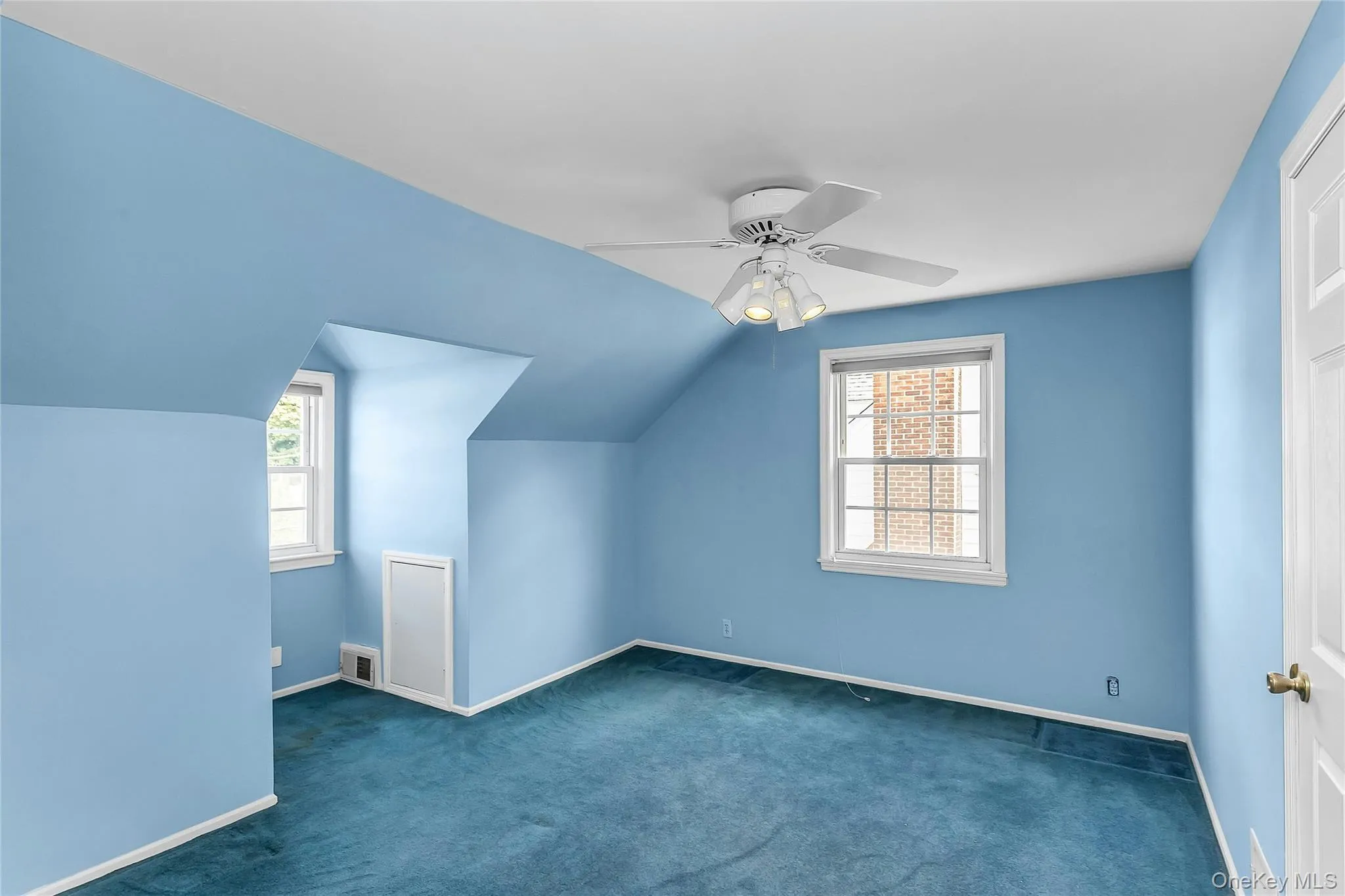 26 Ridge Drive, North Hempstead, NY, 4 Bedrooms Bedrooms, 8 Rooms Rooms,2 BathroomsBathrooms,Residential,For Rent,Ridge,0,1040637 26 Ridge Drive, North Hempstead, NY, 4 Bedrooms Bedrooms, 8 Rooms Rooms,2 BathroomsBathrooms,Residential,For Rent,Ridge,0,1040637