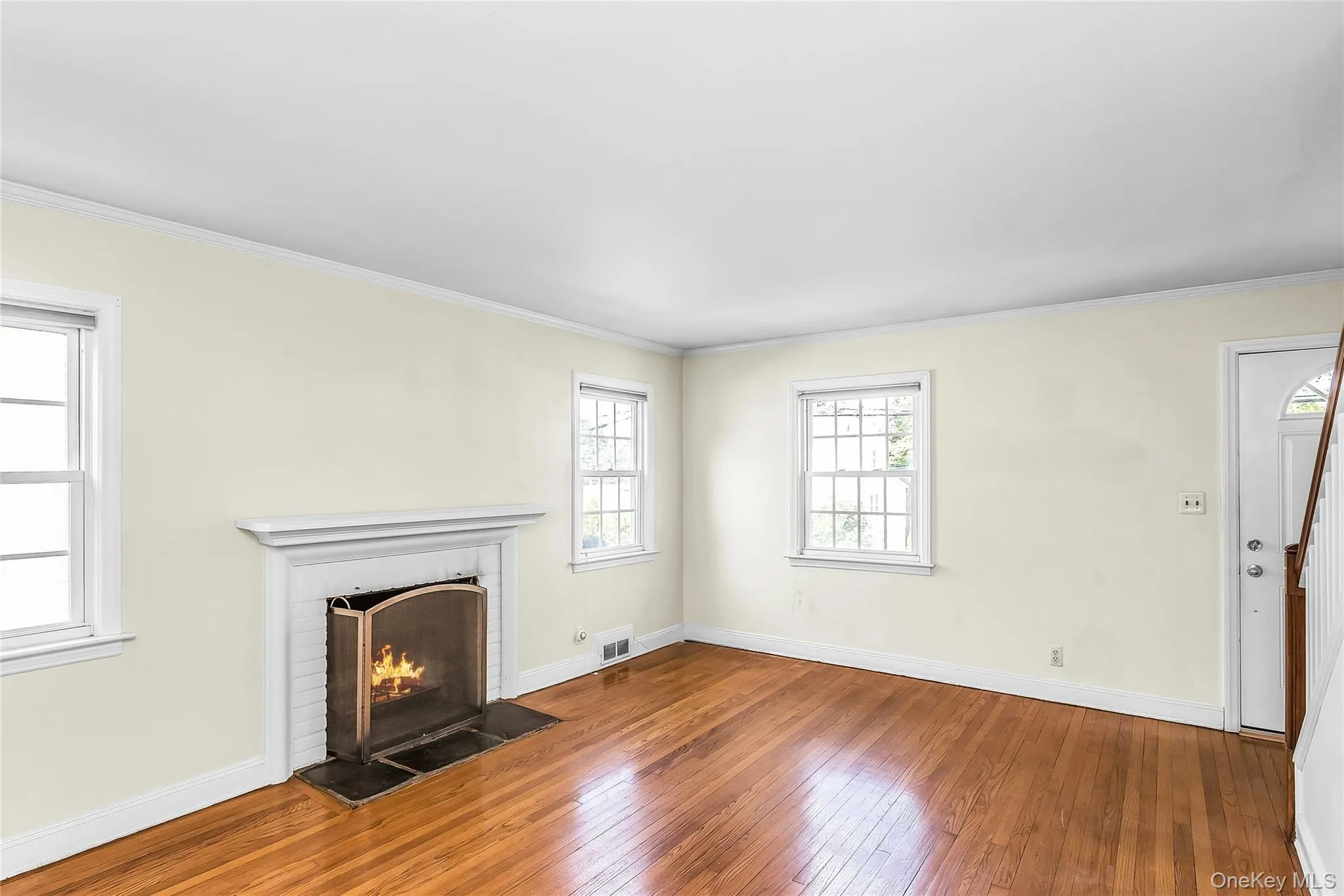 26 Ridge Drive, North Hempstead, NY, 4 Bedrooms Bedrooms, 8 Rooms Rooms,2 BathroomsBathrooms,Residential,For Rent,Ridge,0,1040637 26 Ridge Drive, North Hempstead, NY, 4 Bedrooms Bedrooms, 8 Rooms Rooms,2 BathroomsBathrooms,Residential,For Rent,Ridge,0,1040637