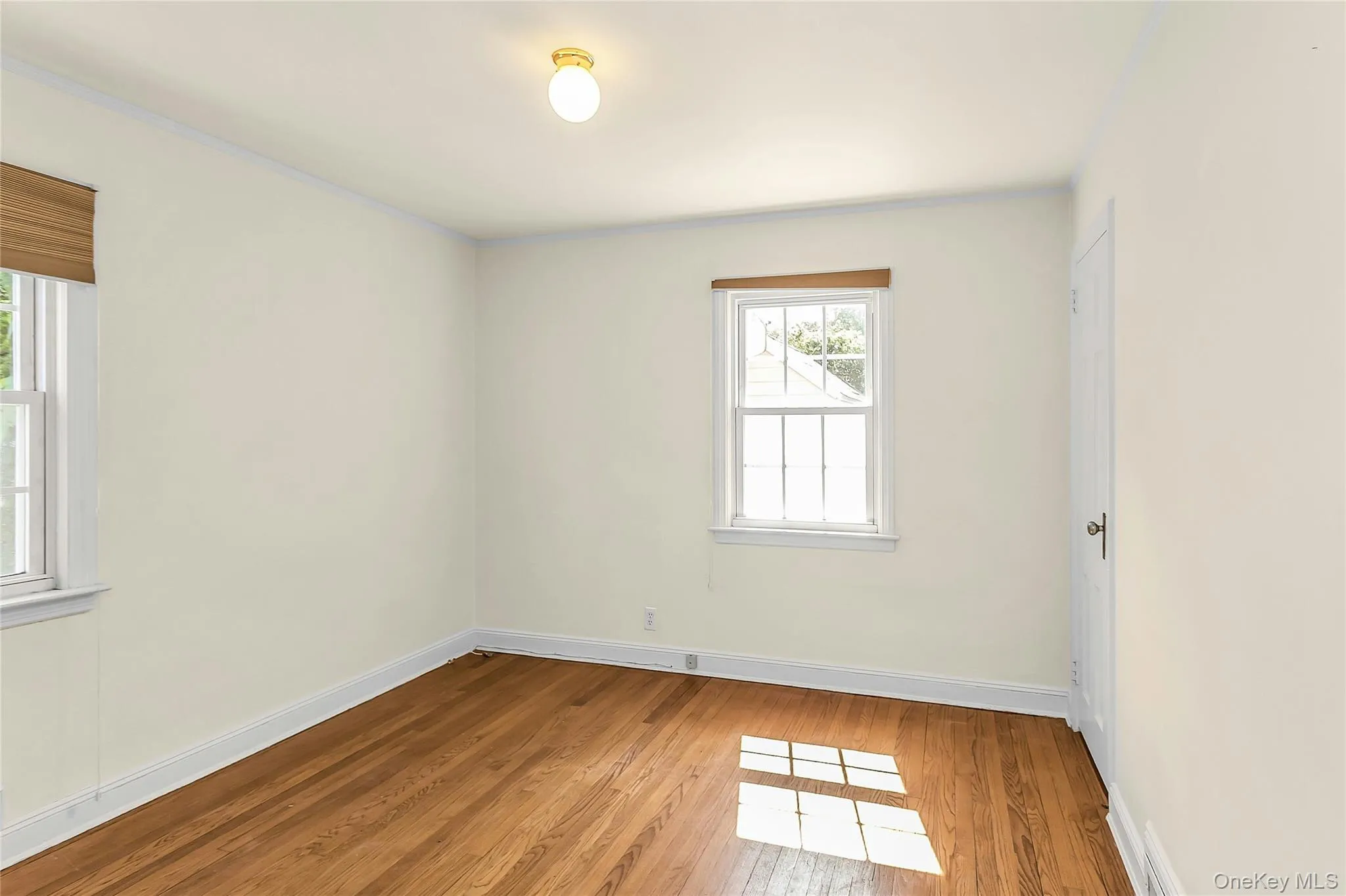 26 Ridge Drive, North Hempstead, NY, 4 Bedrooms Bedrooms, 8 Rooms Rooms,2 BathroomsBathrooms,Residential,For Rent,Ridge,0,1040637 26 Ridge Drive, North Hempstead, NY, 4 Bedrooms Bedrooms, 8 Rooms Rooms,2 BathroomsBathrooms,Residential,For Rent,Ridge,0,1040637