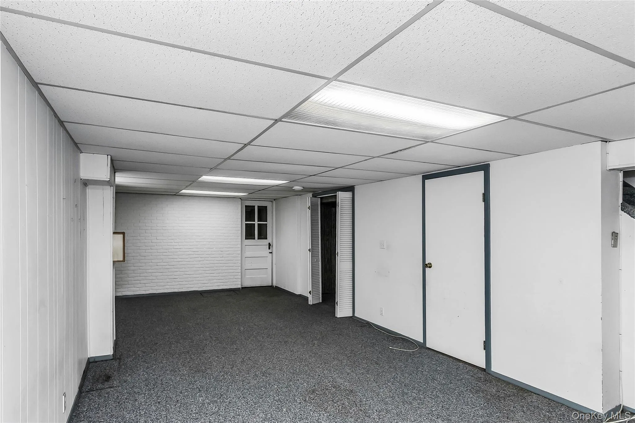 26 Ridge Drive, North Hempstead, NY, 4 Bedrooms Bedrooms, 8 Rooms Rooms,2 BathroomsBathrooms,Residential,For Rent,Ridge,0,1040637 26 Ridge Drive, North Hempstead, NY, 4 Bedrooms Bedrooms, 8 Rooms Rooms,2 BathroomsBathrooms,Residential,For Rent,Ridge,0,1040637