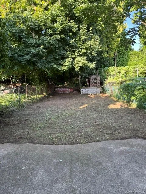 51-21 74th Street, New York, NY, 2 Bedrooms Bedrooms, 5 Rooms Rooms,1 BathroomBathrooms,Residential,For Rent,74th,0,1040641 51-21 74th Street, New York, NY, 2 Bedrooms Bedrooms, 5 Rooms Rooms,1 BathroomBathrooms,Residential,For Rent,74th,0,1040641