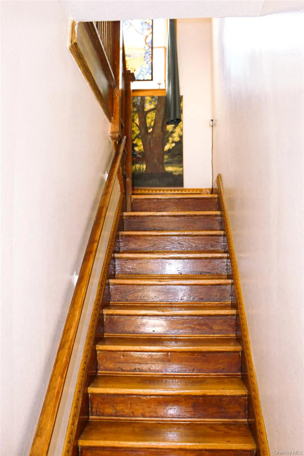 Stairs to basememt Stairs to basememt