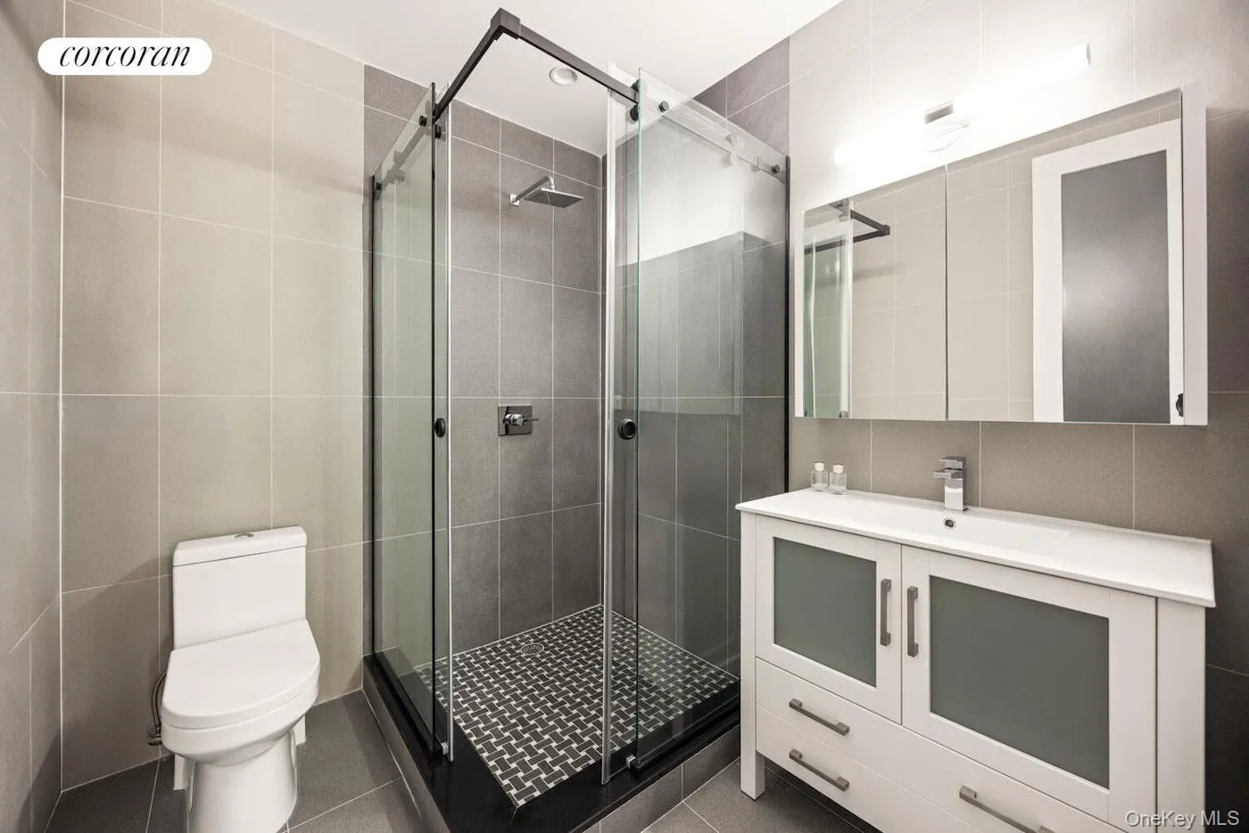 247 Mount Hope Place, New York, NY, 3 Bedrooms Bedrooms, 5 Rooms Rooms,2 BathroomsBathrooms,Residential,For Rent,Mount Hope,0,1040646 247 Mount Hope Place, New York, NY, 3 Bedrooms Bedrooms, 5 Rooms Rooms,2 BathroomsBathrooms,Residential,For Rent,Mount Hope,0,1040646