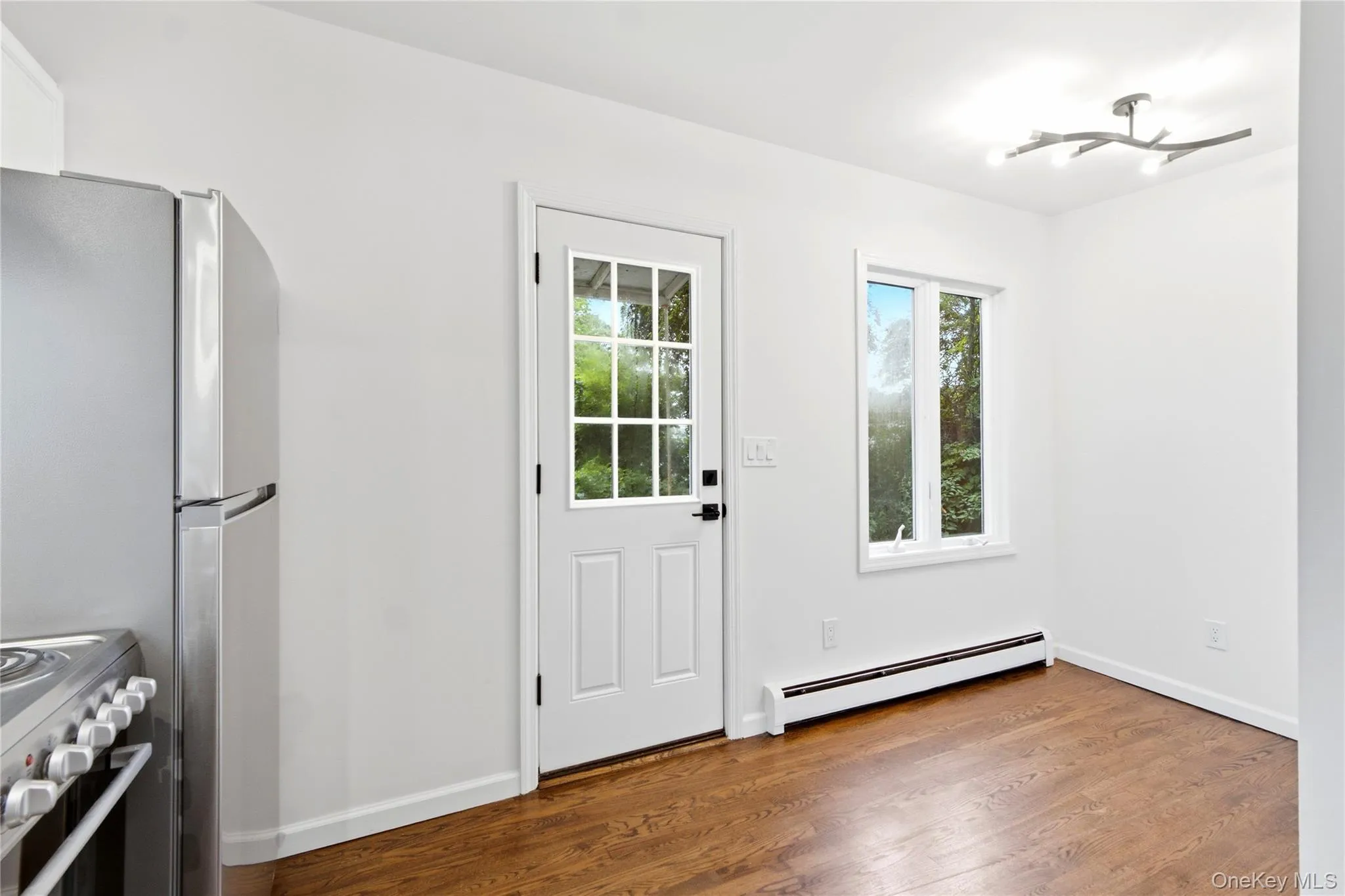 34 Whitestone Road, Brookhaven, NY, 2 Bedrooms Bedrooms, 5 Rooms Rooms,1 BathroomBathrooms,Residential,For Rent,Whitestone,0,1040647 34 Whitestone Road, Brookhaven, NY, 2 Bedrooms Bedrooms, 5 Rooms Rooms,1 BathroomBathrooms,Residential,For Rent,Whitestone,0,1040647