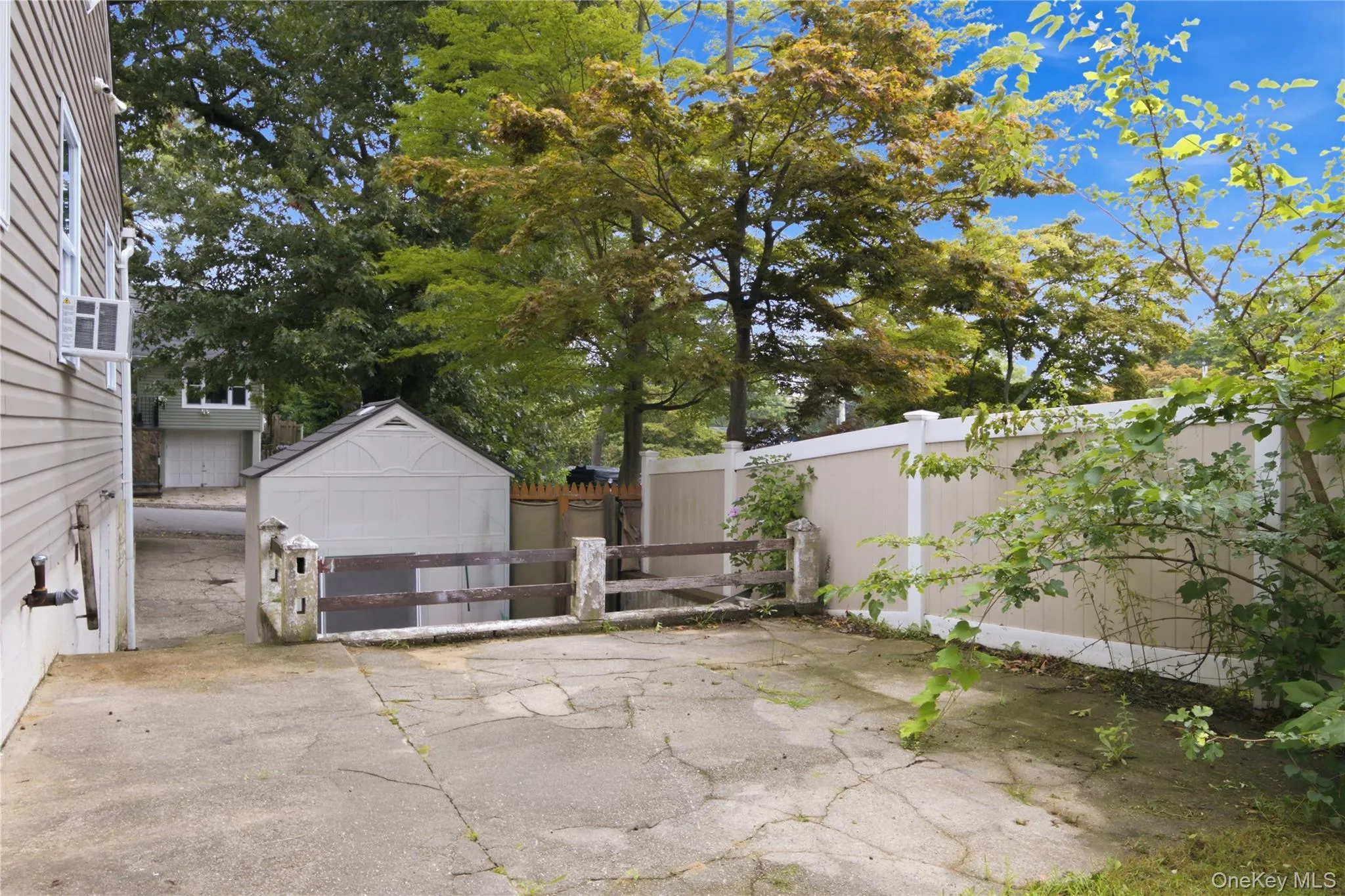 34 Whitestone Road, Brookhaven, NY, 2 Bedrooms Bedrooms, 5 Rooms Rooms,1 BathroomBathrooms,Residential,For Rent,Whitestone,0,1040647 34 Whitestone Road, Brookhaven, NY, 2 Bedrooms Bedrooms, 5 Rooms Rooms,1 BathroomBathrooms,Residential,For Rent,Whitestone,0,1040647