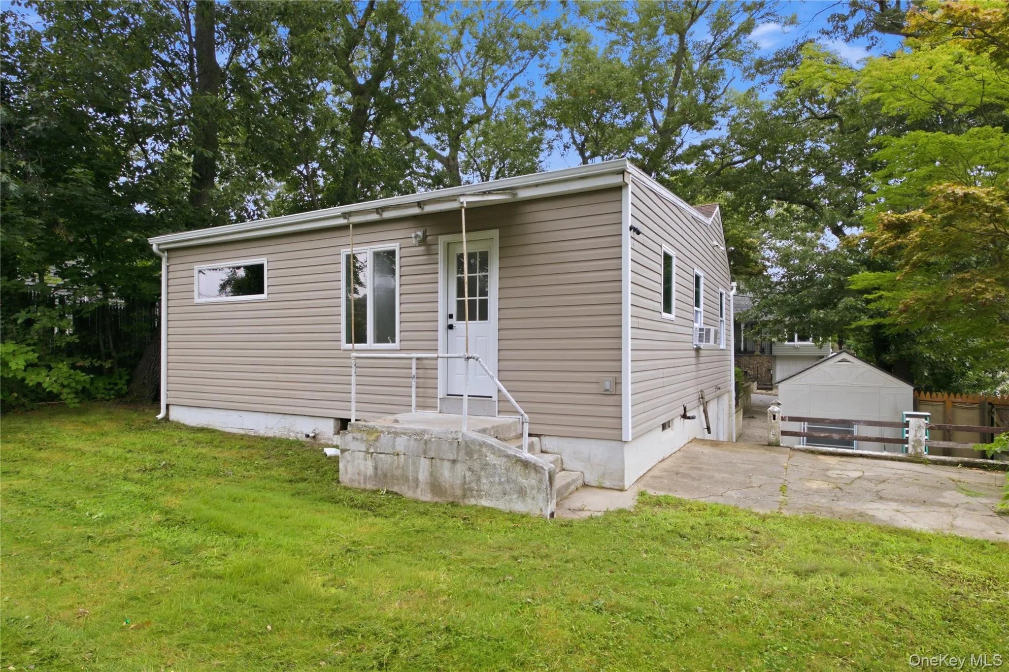 34 Whitestone Road, Brookhaven, NY, 2 Bedrooms Bedrooms, 5 Rooms Rooms,1 BathroomBathrooms,Residential,For Rent,Whitestone,0,1040647 34 Whitestone Road, Brookhaven, NY, 2 Bedrooms Bedrooms, 5 Rooms Rooms,1 BathroomBathrooms,Residential,For Rent,Whitestone,0,1040647