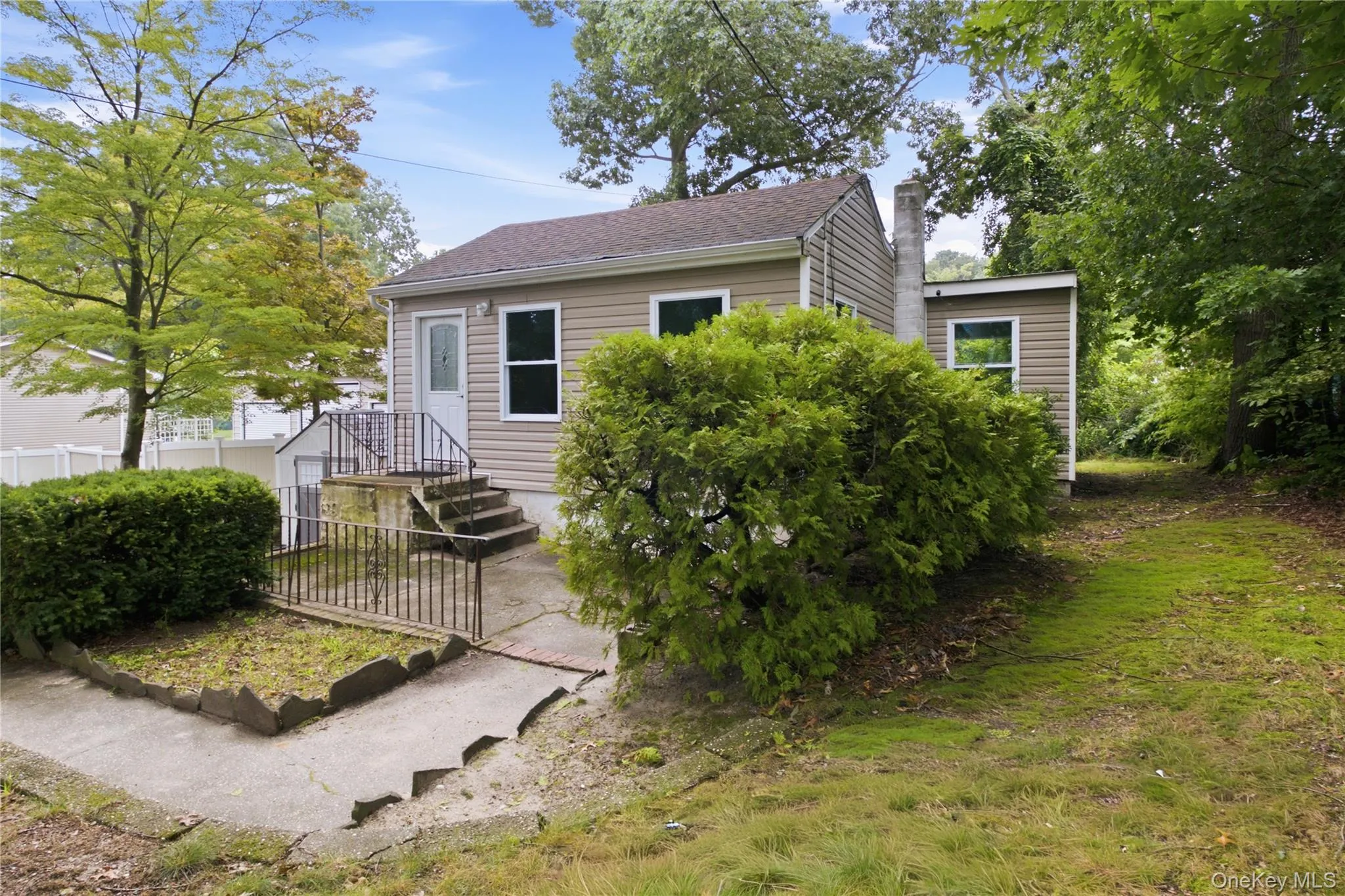34 Whitestone Road, Brookhaven, NY, 2 Bedrooms Bedrooms, 5 Rooms Rooms,1 BathroomBathrooms,Residential,For Rent,Whitestone,0,1040647 34 Whitestone Road, Brookhaven, NY, 2 Bedrooms Bedrooms, 5 Rooms Rooms,1 BathroomBathrooms,Residential,For Rent,Whitestone,0,1040647