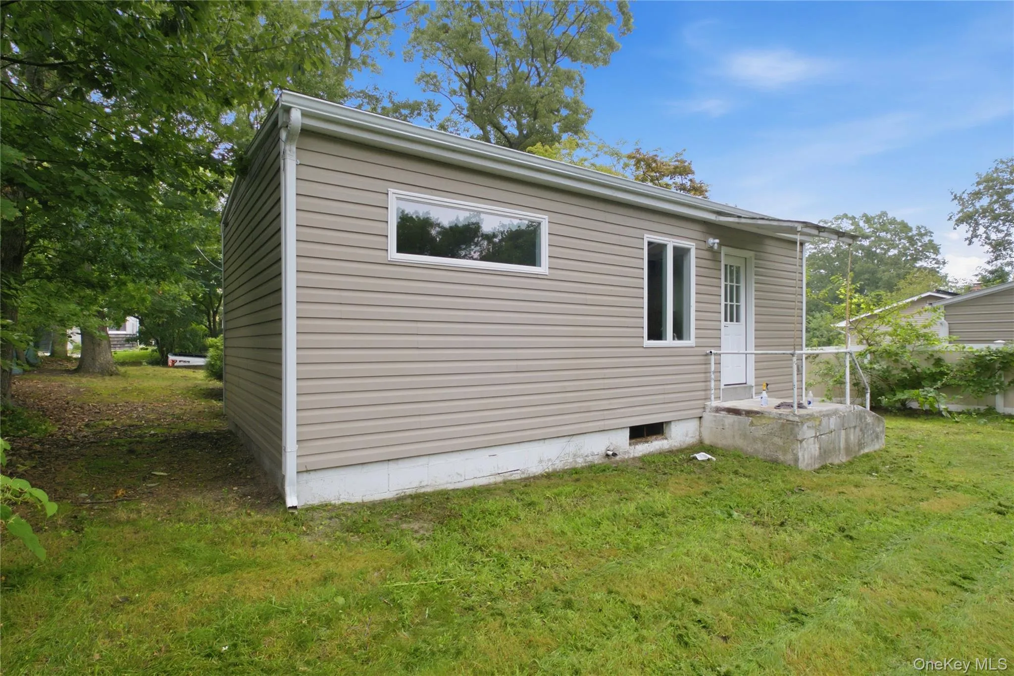 34 Whitestone Road, Brookhaven, NY, 2 Bedrooms Bedrooms, 5 Rooms Rooms,1 BathroomBathrooms,Residential,For Rent,Whitestone,0,1040647 34 Whitestone Road, Brookhaven, NY, 2 Bedrooms Bedrooms, 5 Rooms Rooms,1 BathroomBathrooms,Residential,For Rent,Whitestone,0,1040647