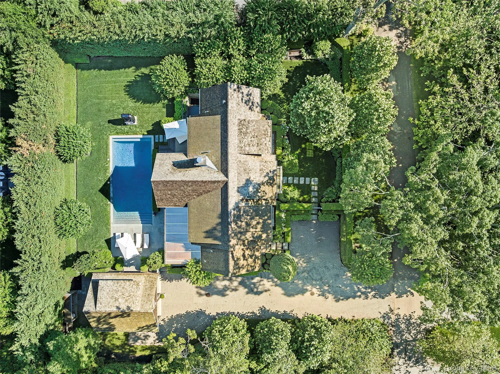 67 Buell Lane Extension, East Hampton, NY, 5 Bedrooms Bedrooms, 10 Rooms Rooms,5 BathroomsBathrooms,Residential,For Rent,Buell Lane,0,1040648 67 Buell Lane Extension, East Hampton, NY, 5 Bedrooms Bedrooms, 10 Rooms Rooms,5 BathroomsBathrooms,Residential,For Rent,Buell Lane,0,1040648