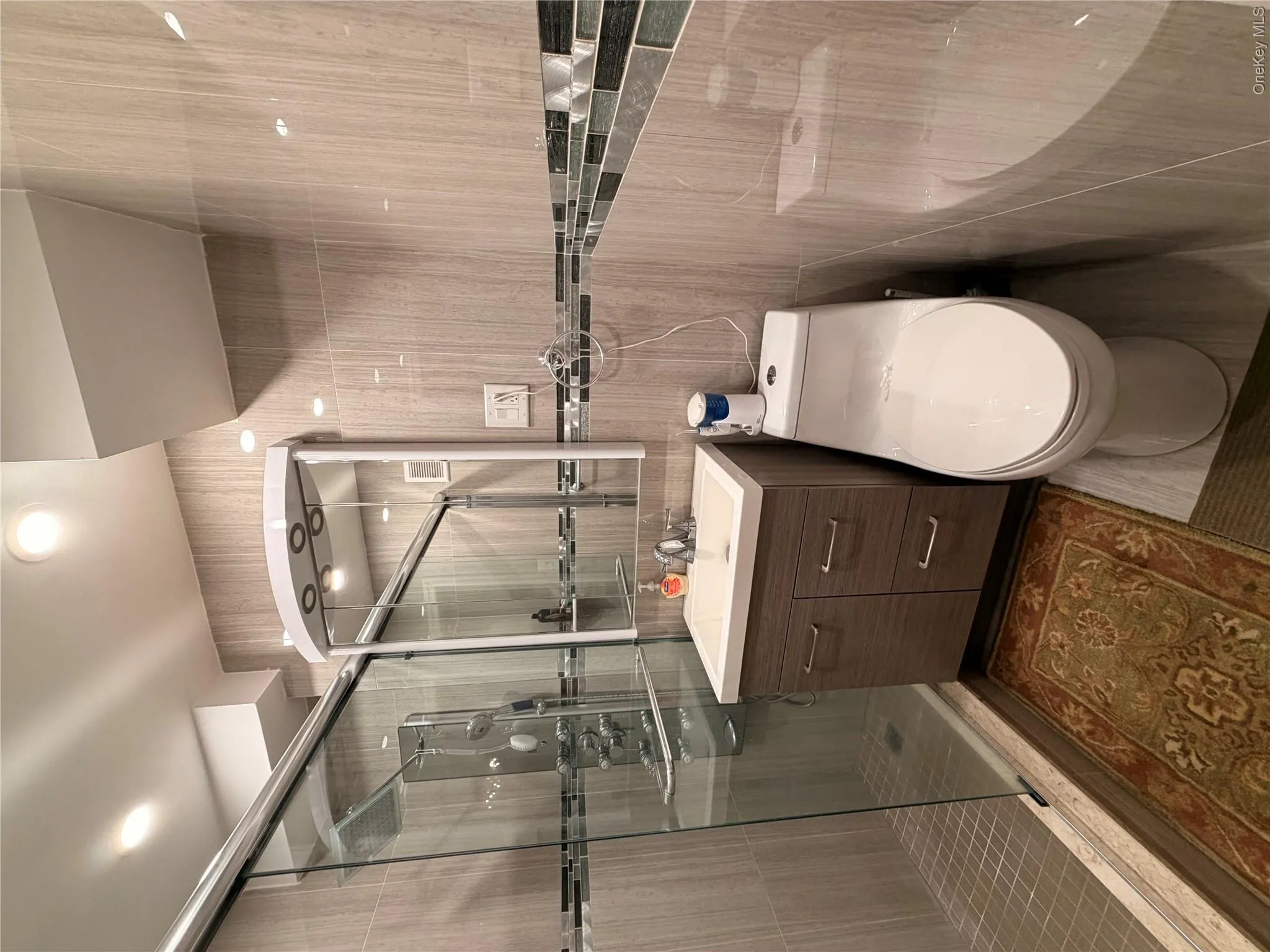 98-05 63rd Road, New York, NY, 2 Bedrooms Bedrooms, 4 Rooms Rooms,1 BathroomBathrooms,Residential,For Rent,63rd,0,1040649 98-05 63rd Road, New York, NY, 2 Bedrooms Bedrooms, 4 Rooms Rooms,1 BathroomBathrooms,Residential,For Rent,63rd,0,1040649