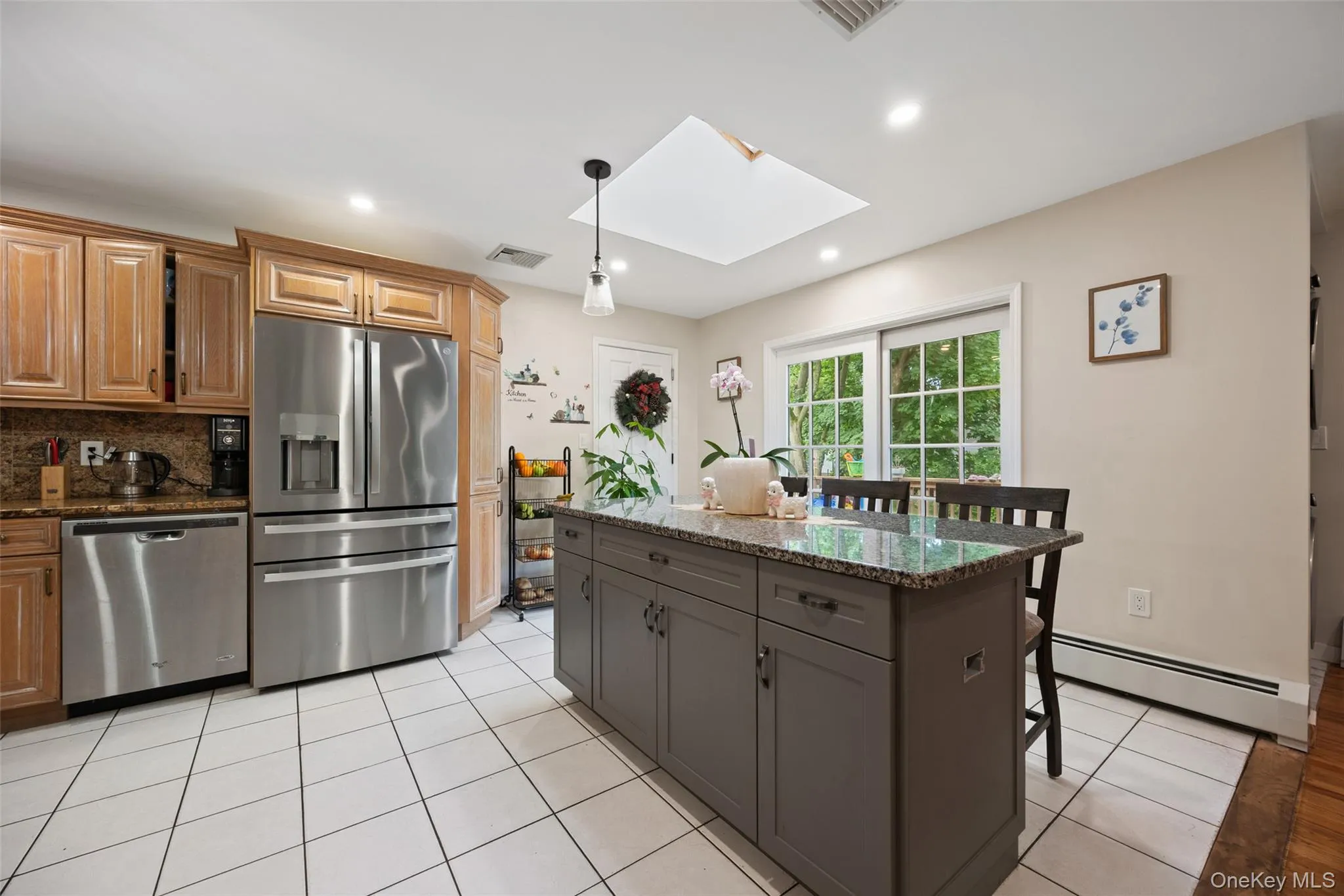35 Grandview Avenue, Clarkstown, NY, 8 Bedrooms Bedrooms, 12 Rooms Rooms,5 BathroomsBathrooms,Residential,For Rent,Grandview,0,1040650 35 Grandview Avenue, Clarkstown, NY, 8 Bedrooms Bedrooms, 12 Rooms Rooms,5 BathroomsBathrooms,Residential,For Rent,Grandview,0,1040650