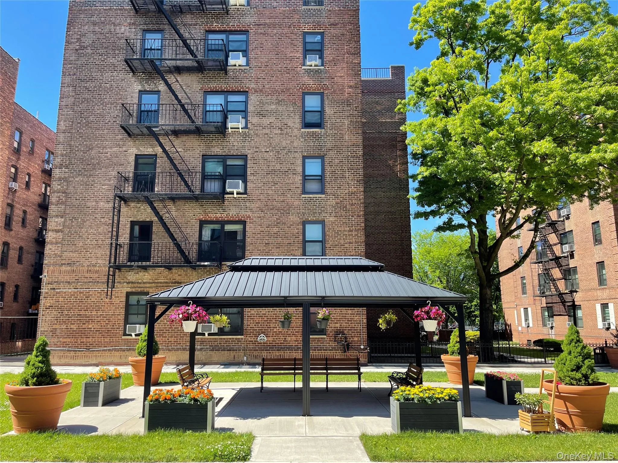 144-58 Sanford Avenue, New York, NY, 1 Bedroom Bedrooms, 3 Rooms Rooms,1 BathroomBathrooms,Residential,For Rent,Sanford,0,1040653 144-58 Sanford Avenue, New York, NY, 1 Bedroom Bedrooms, 3 Rooms Rooms,1 BathroomBathrooms,Residential,For Rent,Sanford,0,1040653