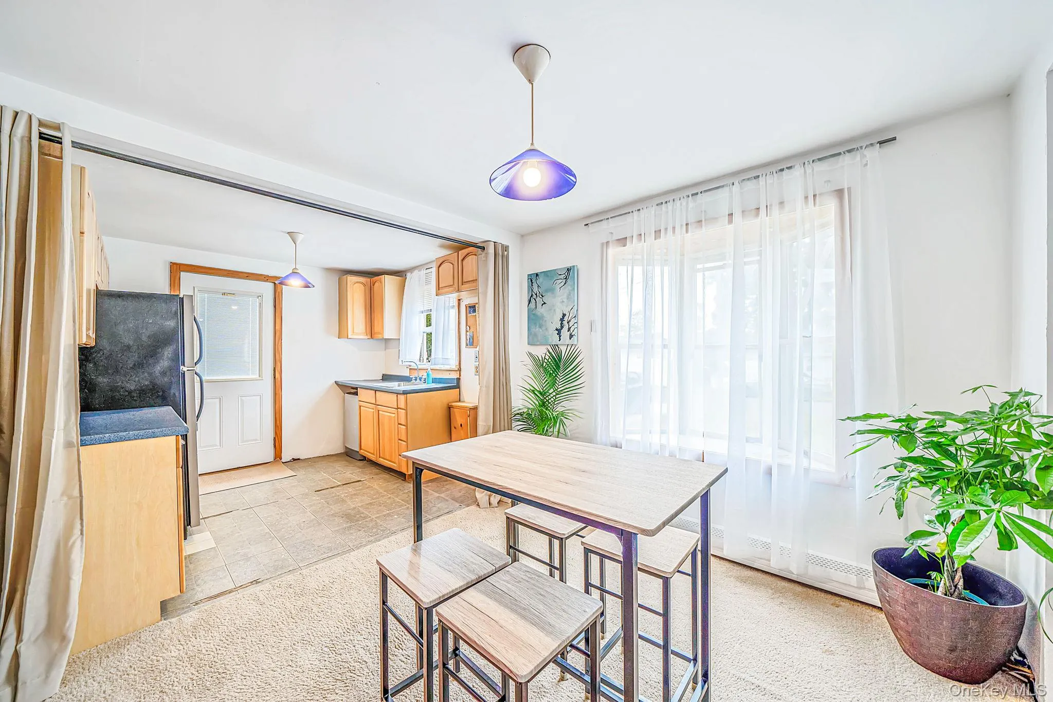21 Cherokee Drive, Islip, NY, 5 Bedrooms Bedrooms, 10 Rooms Rooms,2 BathroomsBathrooms,Residential,For Rent,Cherokee,0,1040654 21 Cherokee Drive, Islip, NY, 5 Bedrooms Bedrooms, 10 Rooms Rooms,2 BathroomsBathrooms,Residential,For Rent,Cherokee,0,1040654
