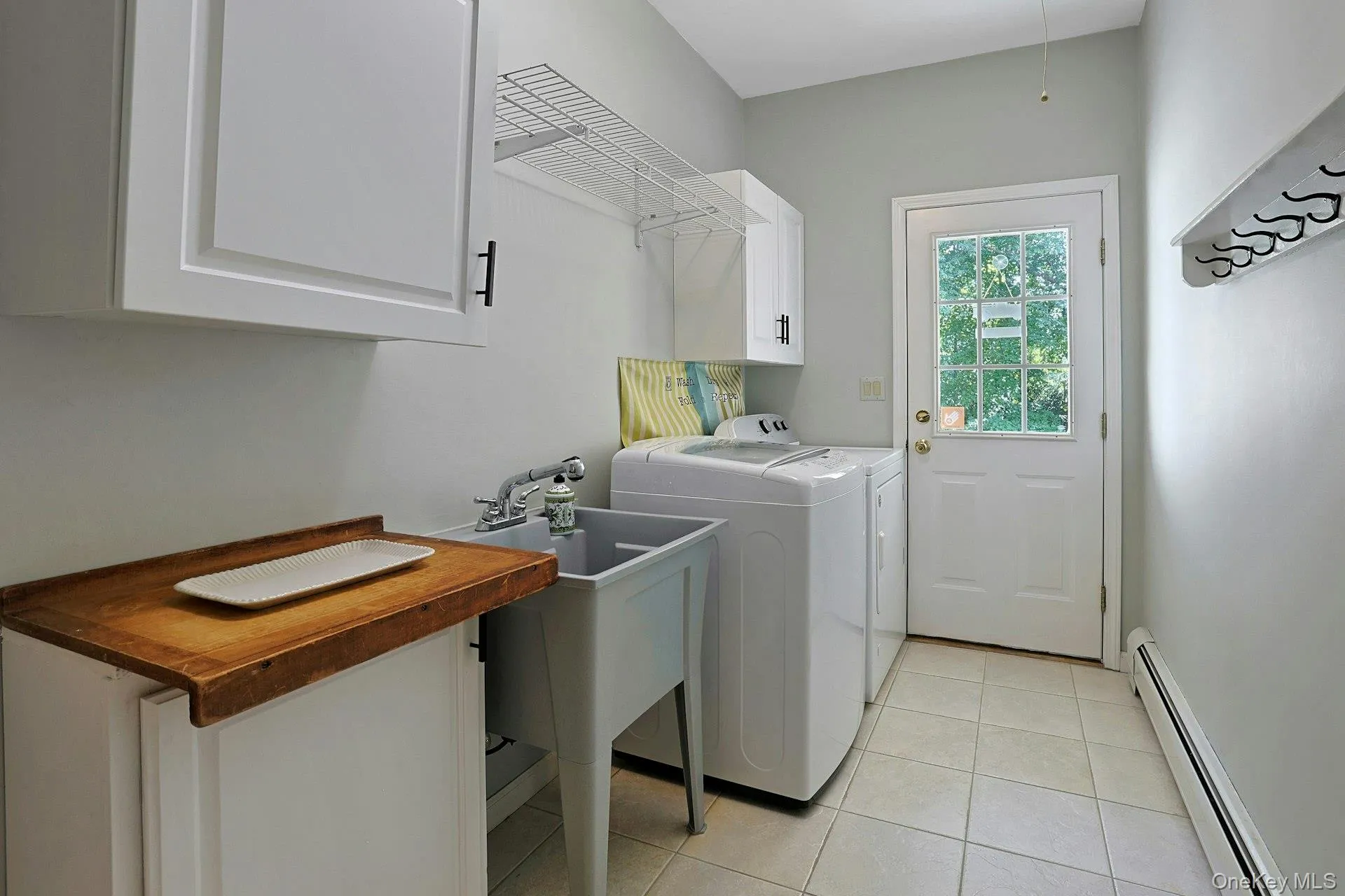 6 Marycrest Road, Orangetown, NY, 4 Bedrooms Bedrooms, 12 Rooms Rooms,4 BathroomsBathrooms,Residential,For Rent,Marycrest,0,1040656 6 Marycrest Road, Orangetown, NY, 4 Bedrooms Bedrooms, 12 Rooms Rooms,4 BathroomsBathrooms,Residential,For Rent,Marycrest,0,1040656