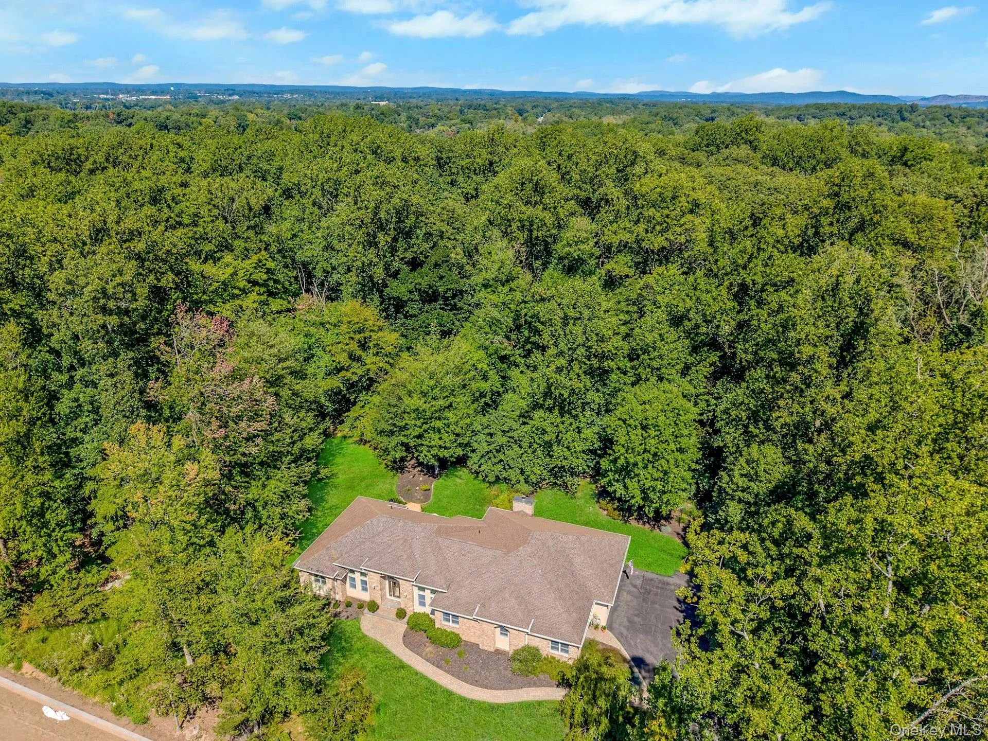 6 Marycrest Road, Orangetown, NY, 4 Bedrooms Bedrooms, 12 Rooms Rooms,4 BathroomsBathrooms,Residential,For Rent,Marycrest,0,1040656 6 Marycrest Road, Orangetown, NY, 4 Bedrooms Bedrooms, 12 Rooms Rooms,4 BathroomsBathrooms,Residential,For Rent,Marycrest,0,1040656