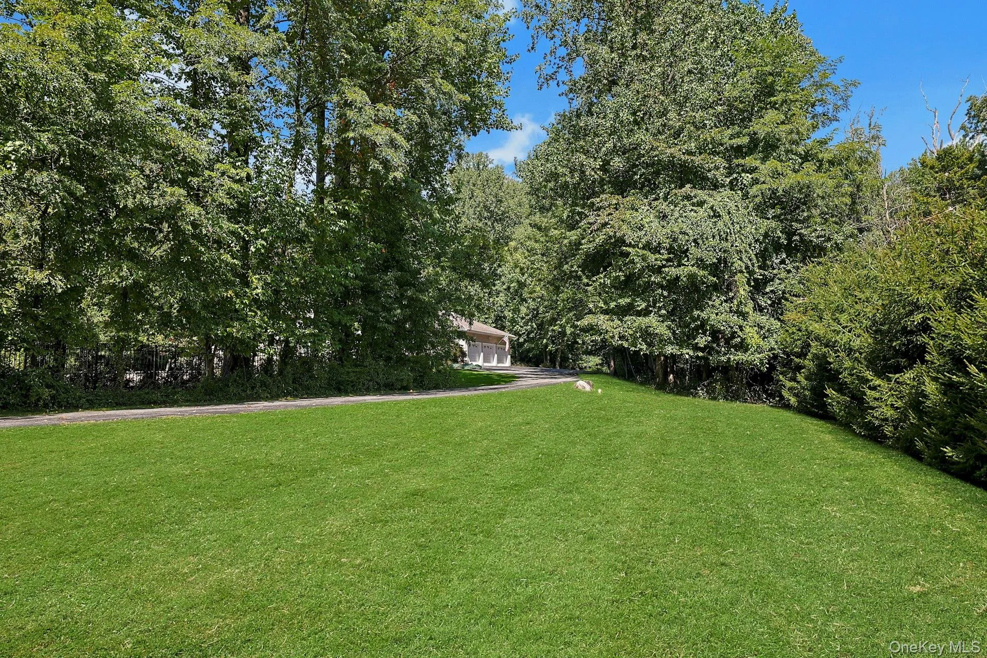 6 Marycrest Road, Orangetown, NY, 4 Bedrooms Bedrooms, 12 Rooms Rooms,4 BathroomsBathrooms,Residential,For Rent,Marycrest,0,1040656 6 Marycrest Road, Orangetown, NY, 4 Bedrooms Bedrooms, 12 Rooms Rooms,4 BathroomsBathrooms,Residential,For Rent,Marycrest,0,1040656