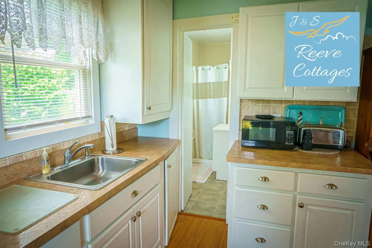 28 Whites Lane, Riverhead, NY, 2 Bedrooms Bedrooms, 3 Rooms Rooms,1 BathroomBathrooms,Residential Lease,For Rent,Whites,0,1040657 28 Whites Lane, Riverhead, NY, 2 Bedrooms Bedrooms, 3 Rooms Rooms,1 BathroomBathrooms,Residential Lease,For Rent,Whites,0,1040657