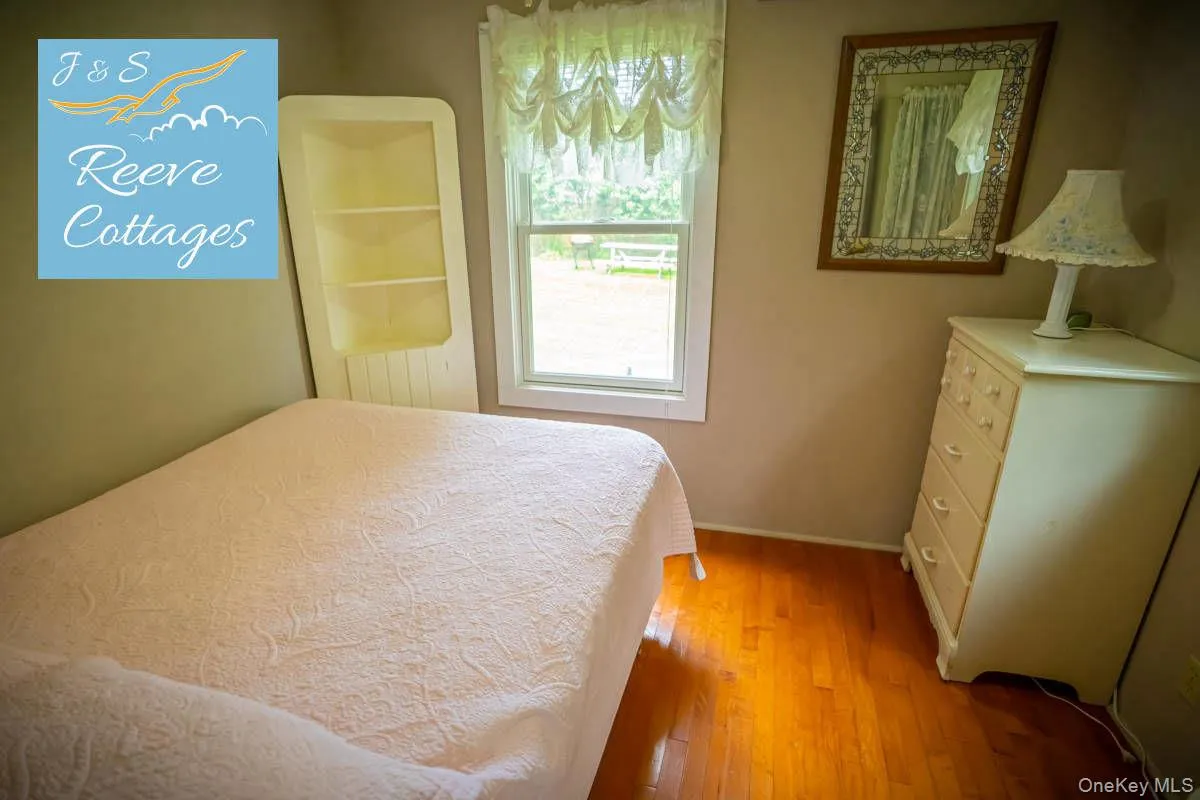28 Whites Lane, Riverhead, NY, 2 Bedrooms Bedrooms, 3 Rooms Rooms,1 BathroomBathrooms,Residential Lease,For Rent,Whites,0,1040657 28 Whites Lane, Riverhead, NY, 2 Bedrooms Bedrooms, 3 Rooms Rooms,1 BathroomBathrooms,Residential Lease,For Rent,Whites,0,1040657