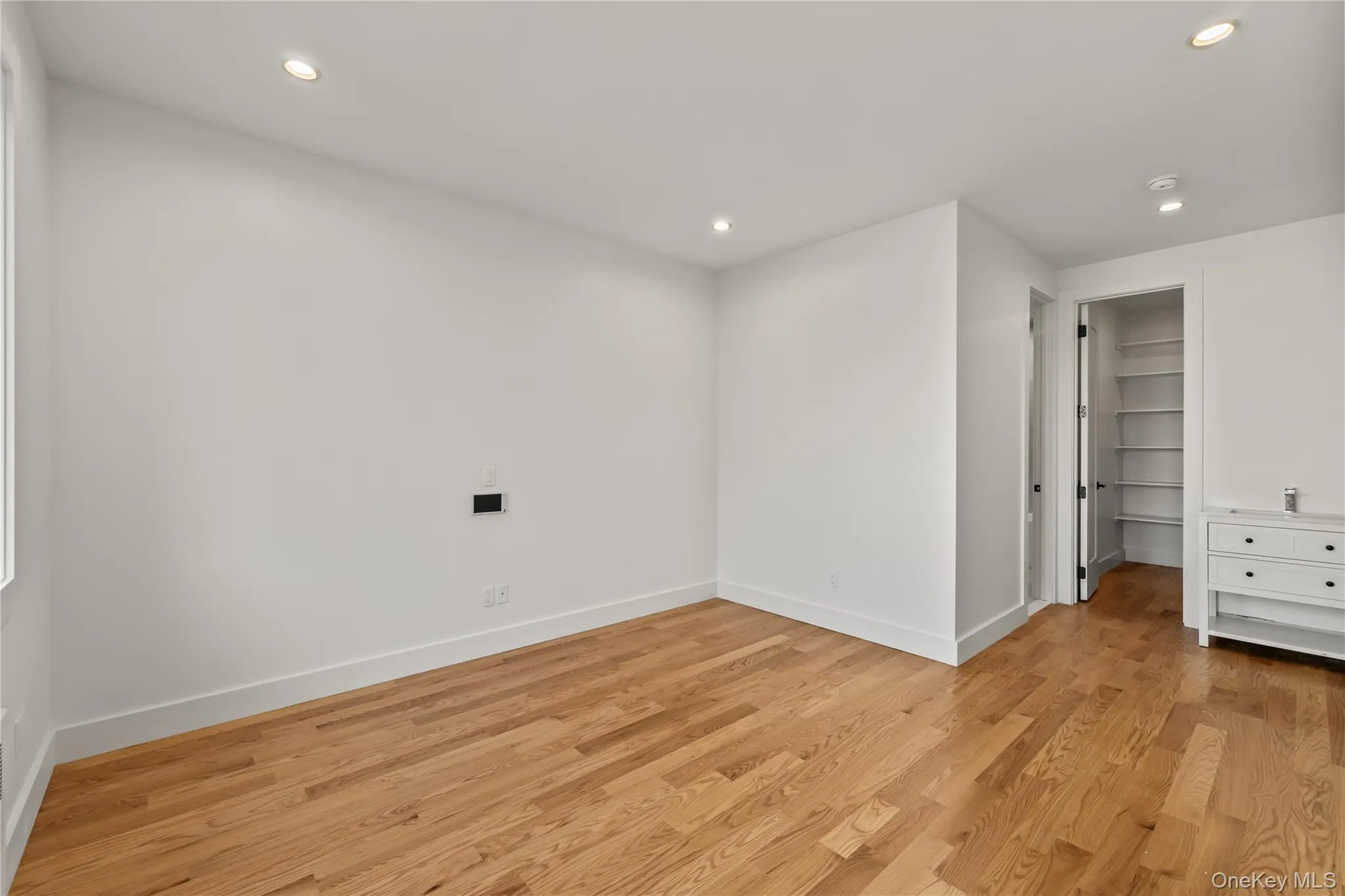 110 Fairview Avenue, Ramapo, NY, 8 Bedrooms Bedrooms, 16 Rooms Rooms,5 BathroomsBathrooms,Residential,For Rent,Fairview,0,1040658 110 Fairview Avenue, Ramapo, NY, 8 Bedrooms Bedrooms, 16 Rooms Rooms,5 BathroomsBathrooms,Residential,For Rent,Fairview,0,1040658