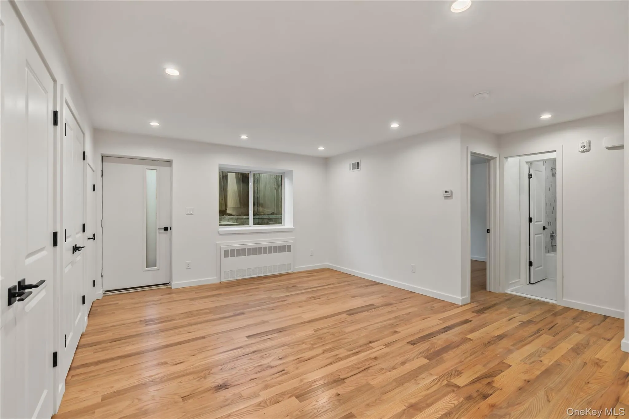 110 Fairview Avenue, Ramapo, NY, 8 Bedrooms Bedrooms, 16 Rooms Rooms,5 BathroomsBathrooms,Residential,For Rent,Fairview,0,1040658 110 Fairview Avenue, Ramapo, NY, 8 Bedrooms Bedrooms, 16 Rooms Rooms,5 BathroomsBathrooms,Residential,For Rent,Fairview,0,1040658