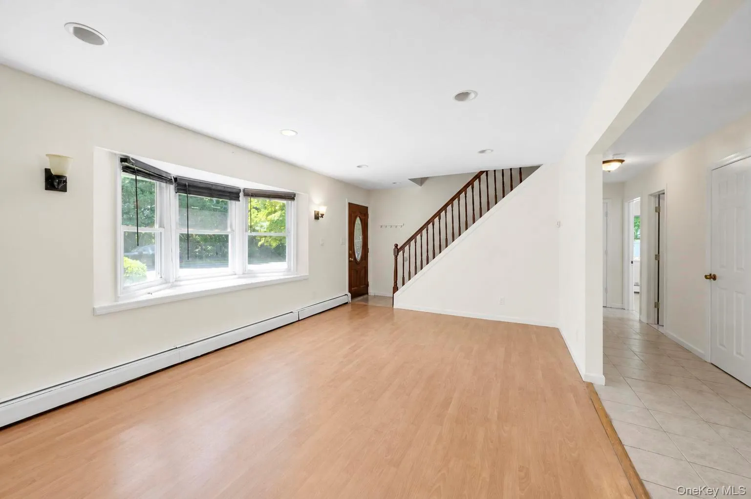 3173 Roxbury Lane, Hempstead, NY, 4 Bedrooms Bedrooms, 8 Rooms Rooms,2 BathroomsBathrooms,Residential Lease,For Rent,Roxbury,0,1040661 3173 Roxbury Lane, Hempstead, NY, 4 Bedrooms Bedrooms, 8 Rooms Rooms,2 BathroomsBathrooms,Residential Lease,For Rent,Roxbury,0,1040661