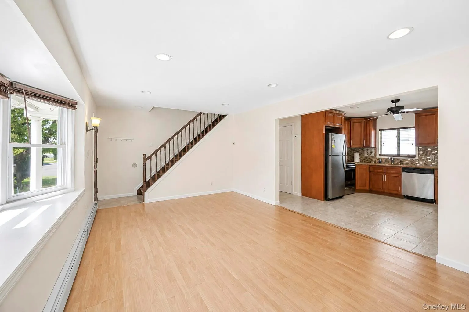 3173 Roxbury Lane, Hempstead, NY, 4 Bedrooms Bedrooms, 8 Rooms Rooms,2 BathroomsBathrooms,Residential Lease,For Rent,Roxbury,0,1040661 3173 Roxbury Lane, Hempstead, NY, 4 Bedrooms Bedrooms, 8 Rooms Rooms,2 BathroomsBathrooms,Residential Lease,For Rent,Roxbury,0,1040661