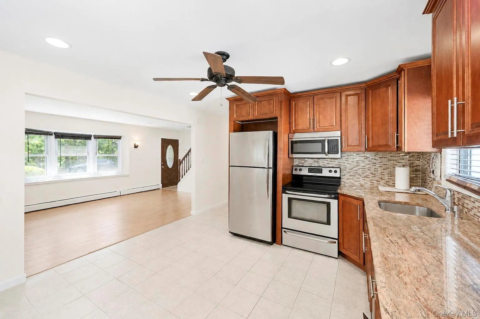 3173 Roxbury Lane, Hempstead, NY, 4 Bedrooms Bedrooms, 8 Rooms Rooms,2 BathroomsBathrooms,Residential Lease,For Rent,Roxbury,0,1040661 3173 Roxbury Lane, Hempstead, NY, 4 Bedrooms Bedrooms, 8 Rooms Rooms,2 BathroomsBathrooms,Residential Lease,For Rent,Roxbury,0,1040661