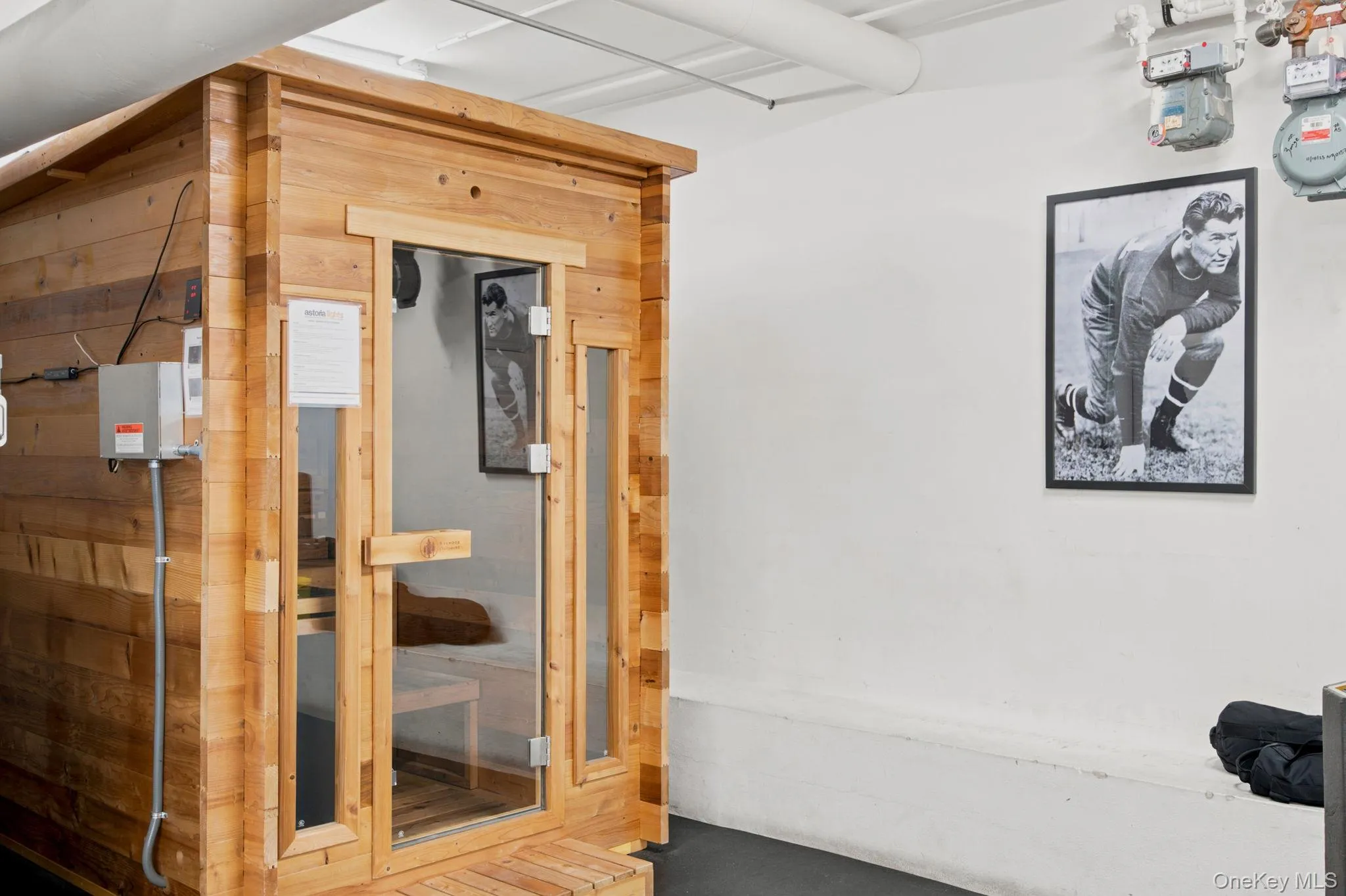 24-65 38th Street, New York, NY, 3 Bedrooms Bedrooms, 6 Rooms Rooms,2 BathroomsBathrooms,Residential,For Rent,38th,0,1040663 24-65 38th Street, New York, NY, 3 Bedrooms Bedrooms, 6 Rooms Rooms,2 BathroomsBathrooms,Residential,For Rent,38th,0,1040663