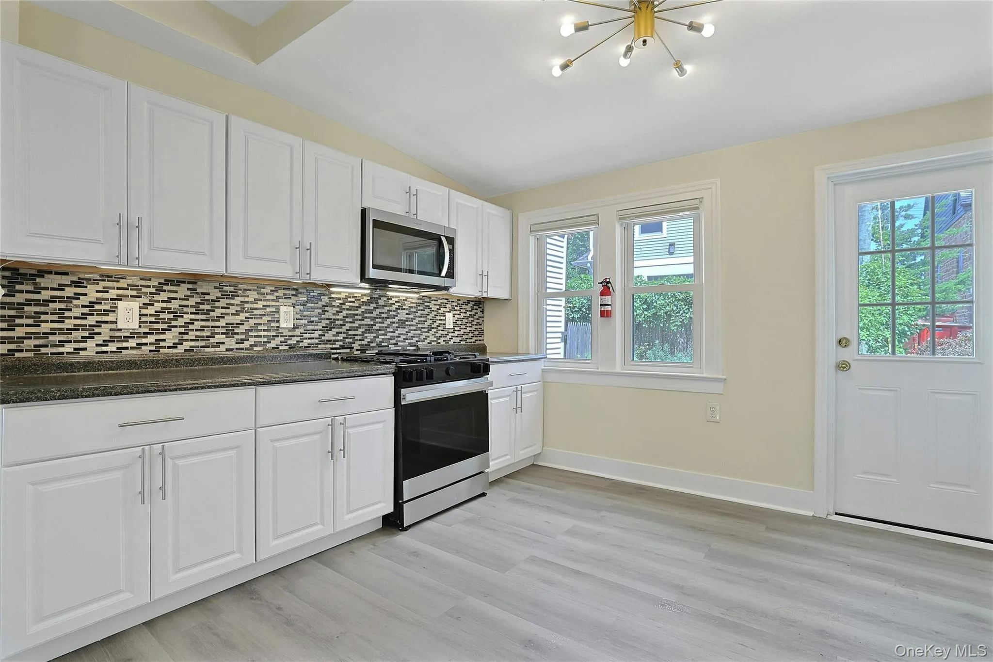 28 Burd Street, Orangetown, NY, 3 Bedroom Bedrooms, 12 Room Rooms,2 BathroomBathrooms,Residential Lease,For Rent,Burd,0,1040666 28 Burd Street, Orangetown, NY, 3 Bedroom Bedrooms, 12 Room Rooms,2 BathroomBathrooms,Residential Lease,For Rent,Burd,0,1040666