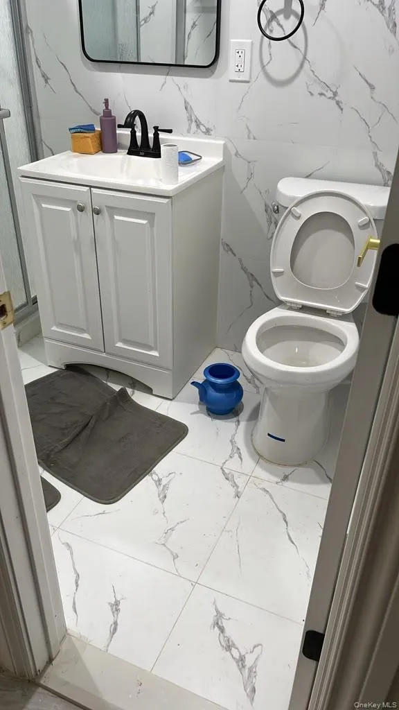 165-19 Chapin Court, New York, NY, 2 Rooms Rooms,1 BathroomBathrooms,Residential Lease,For Rent,Chapin,0,1040669 165-19 Chapin Court, New York, NY, 2 Rooms Rooms,1 BathroomBathrooms,Residential Lease,For Rent,Chapin,0,1040669