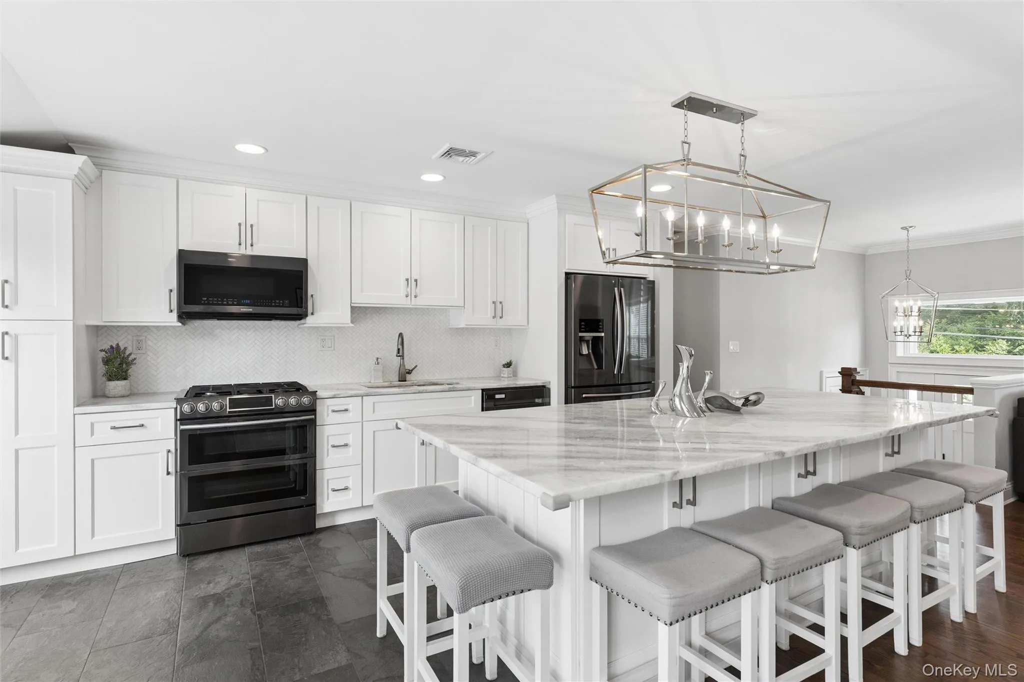 162 Stuyvesant Road, Islip, NY, 4 Bedrooms Bedrooms, 8 Rooms Rooms,2 BathroomsBathrooms,Residential,For Rent,Stuyvesant,0,1040672 162 Stuyvesant Road, Islip, NY, 4 Bedrooms Bedrooms, 8 Rooms Rooms,2 BathroomsBathrooms,Residential,For Rent,Stuyvesant,0,1040672