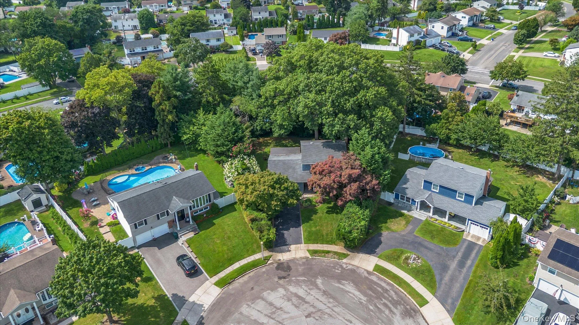 14 Spencer Way, Smithtown, NY, 3 Bedrooms Bedrooms, 7 Rooms Rooms,2 BathroomsBathrooms,Residential,For Rent,Spencer,0,1040674 14 Spencer Way, Smithtown, NY, 3 Bedrooms Bedrooms, 7 Rooms Rooms,2 BathroomsBathrooms,Residential,For Rent,Spencer,0,1040674