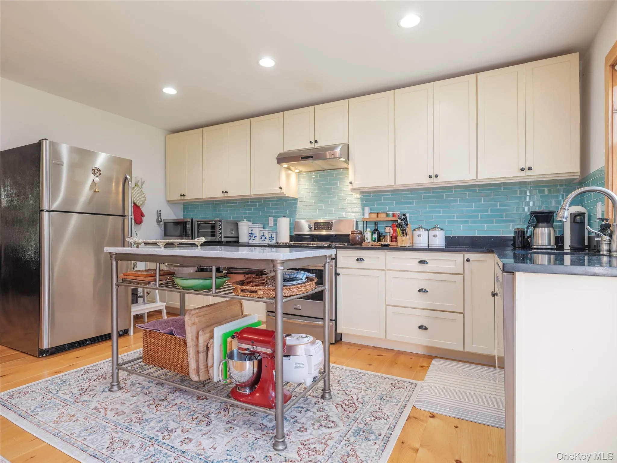 435 Sound Road, Southold, NY, 3 Bedrooms Bedrooms, 6 Rooms Rooms,2 BathroomsBathrooms,Residential,For Rent,Sound,0,1040676 435 Sound Road, Southold, NY, 3 Bedrooms Bedrooms, 6 Rooms Rooms,2 BathroomsBathrooms,Residential,For Rent,Sound,0,1040676