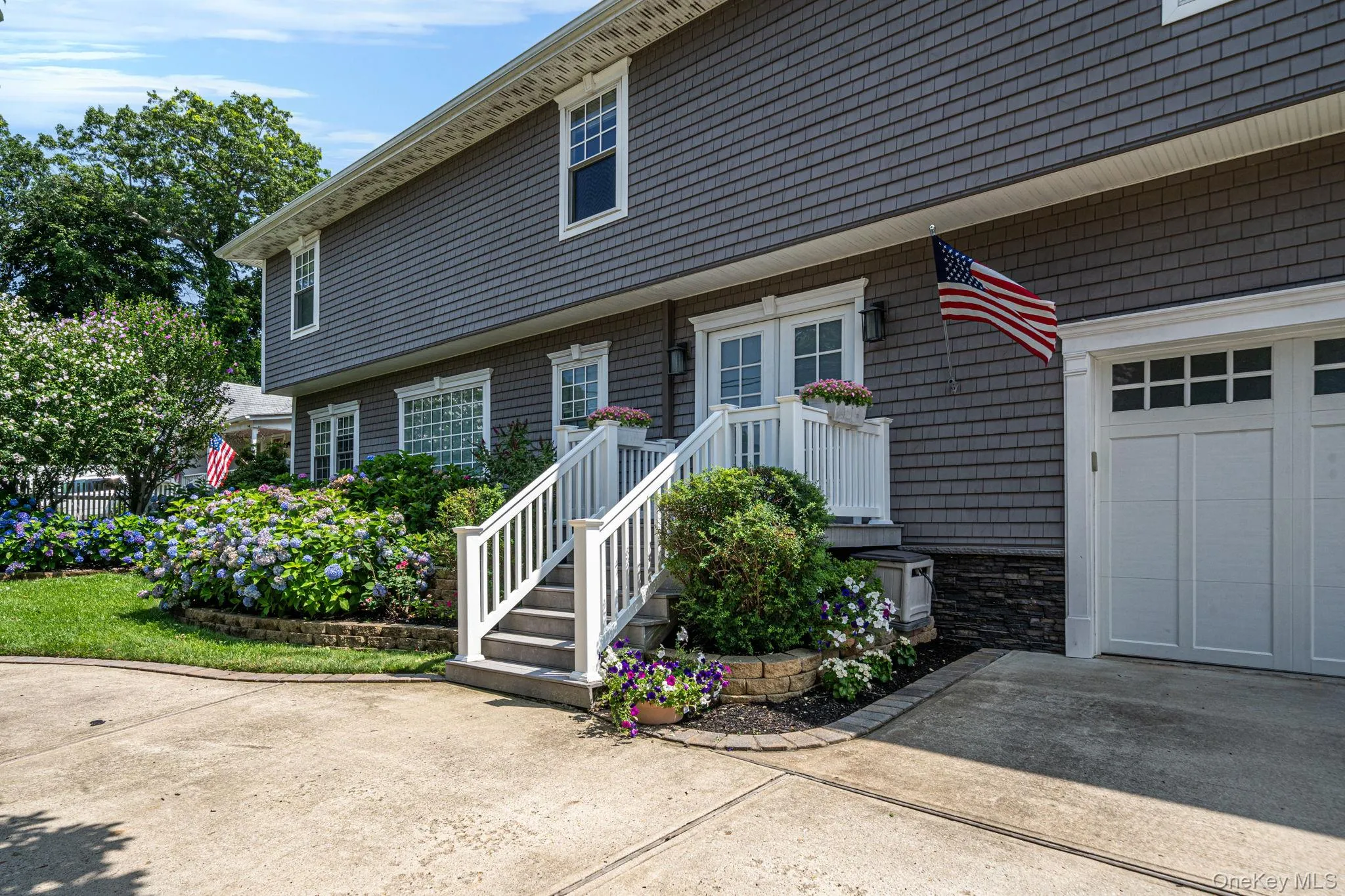 11 Elm Street, Brookhaven, NY, 5 Bedrooms Bedrooms, 10 Rooms Rooms,3 BathroomsBathrooms,Residential,For Rent,Elm,0,1040678 11 Elm Street, Brookhaven, NY, 5 Bedrooms Bedrooms, 10 Rooms Rooms,3 BathroomsBathrooms,Residential,For Rent,Elm,0,1040678