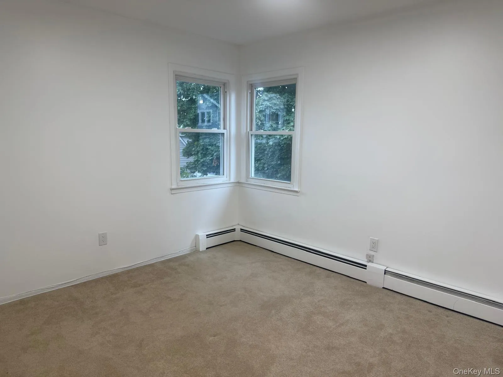 306 Hamilton Avenue, Hempstead, NY, 3 Bedrooms Bedrooms, 6 Rooms Rooms,1 BathroomBathrooms,Residential Lease,For Rent,Hamilton,0,1040681 306 Hamilton Avenue, Hempstead, NY, 3 Bedrooms Bedrooms, 6 Rooms Rooms,1 BathroomBathrooms,Residential Lease,For Rent,Hamilton,0,1040681