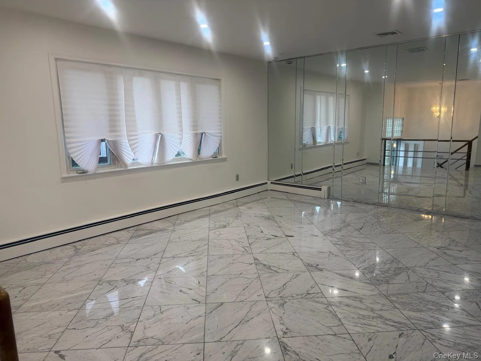 306 Hamilton Avenue, Hempstead, NY, 3 Bedrooms Bedrooms, 6 Rooms Rooms,1 BathroomBathrooms,Residential Lease,For Rent,Hamilton,0,1040681 306 Hamilton Avenue, Hempstead, NY, 3 Bedrooms Bedrooms, 6 Rooms Rooms,1 BathroomBathrooms,Residential Lease,For Rent,Hamilton,0,1040681