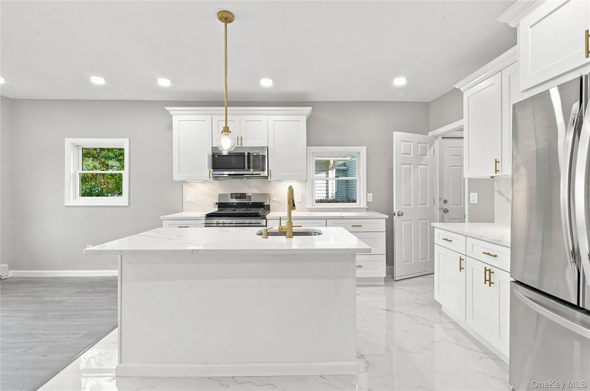 16 West Drive, Islip, NY, 5 Bedrooms Bedrooms, 9 Rooms Rooms,3 BathroomsBathrooms,Residential,For Rent,West,0,1040683 16 West Drive, Islip, NY, 5 Bedrooms Bedrooms, 9 Rooms Rooms,3 BathroomsBathrooms,Residential,For Rent,West,0,1040683