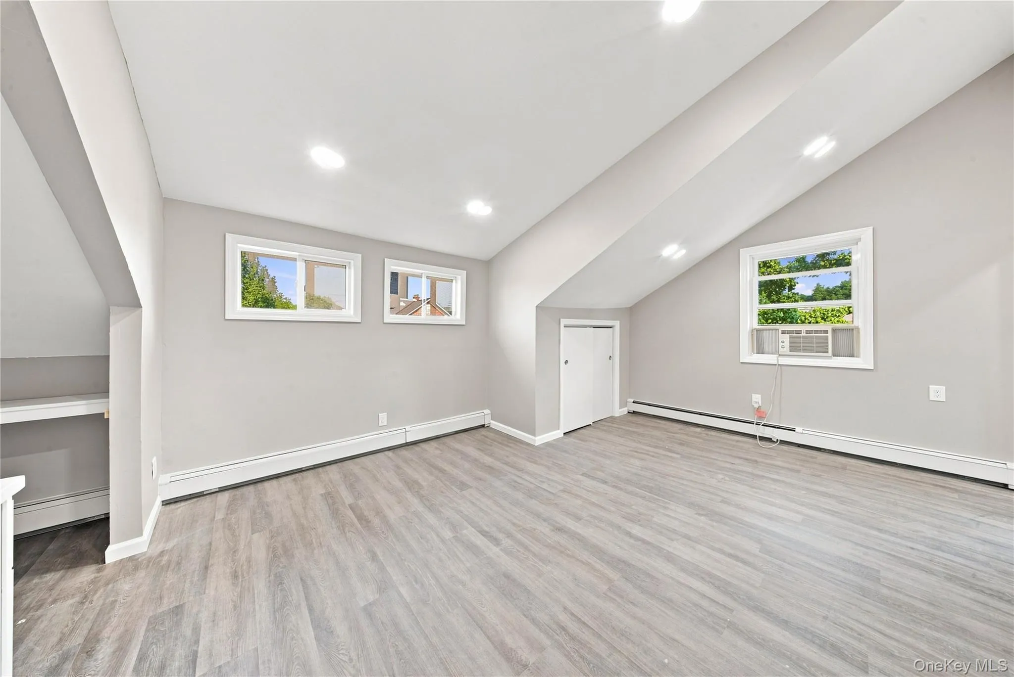 16 West Drive, Islip, NY, 5 Bedrooms Bedrooms, 9 Rooms Rooms,3 BathroomsBathrooms,Residential,For Rent,West,0,1040683 16 West Drive, Islip, NY, 5 Bedrooms Bedrooms, 9 Rooms Rooms,3 BathroomsBathrooms,Residential,For Rent,West,0,1040683